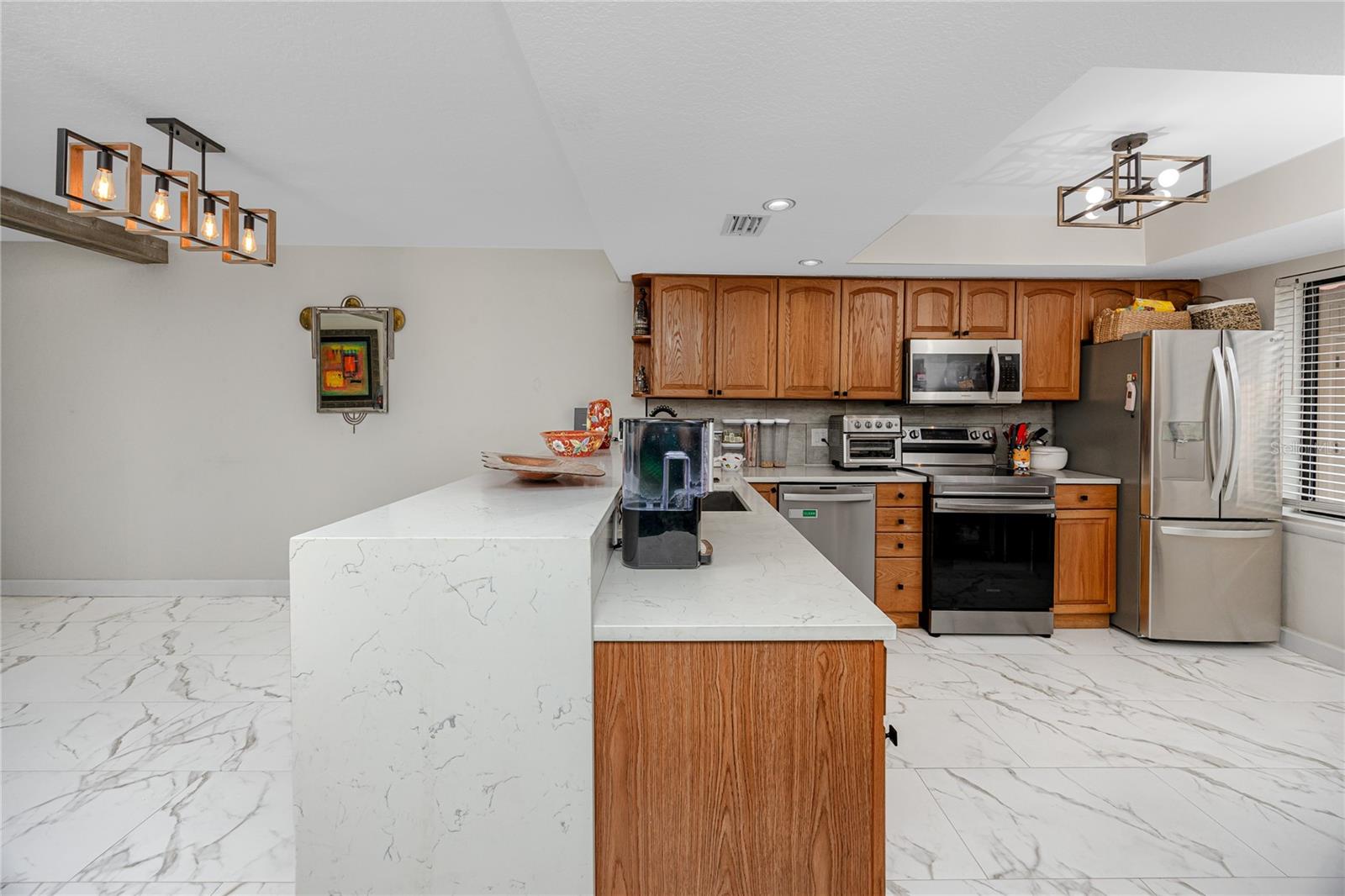 Image 11 of 48 For 19029 Us 19 Highway N 17f