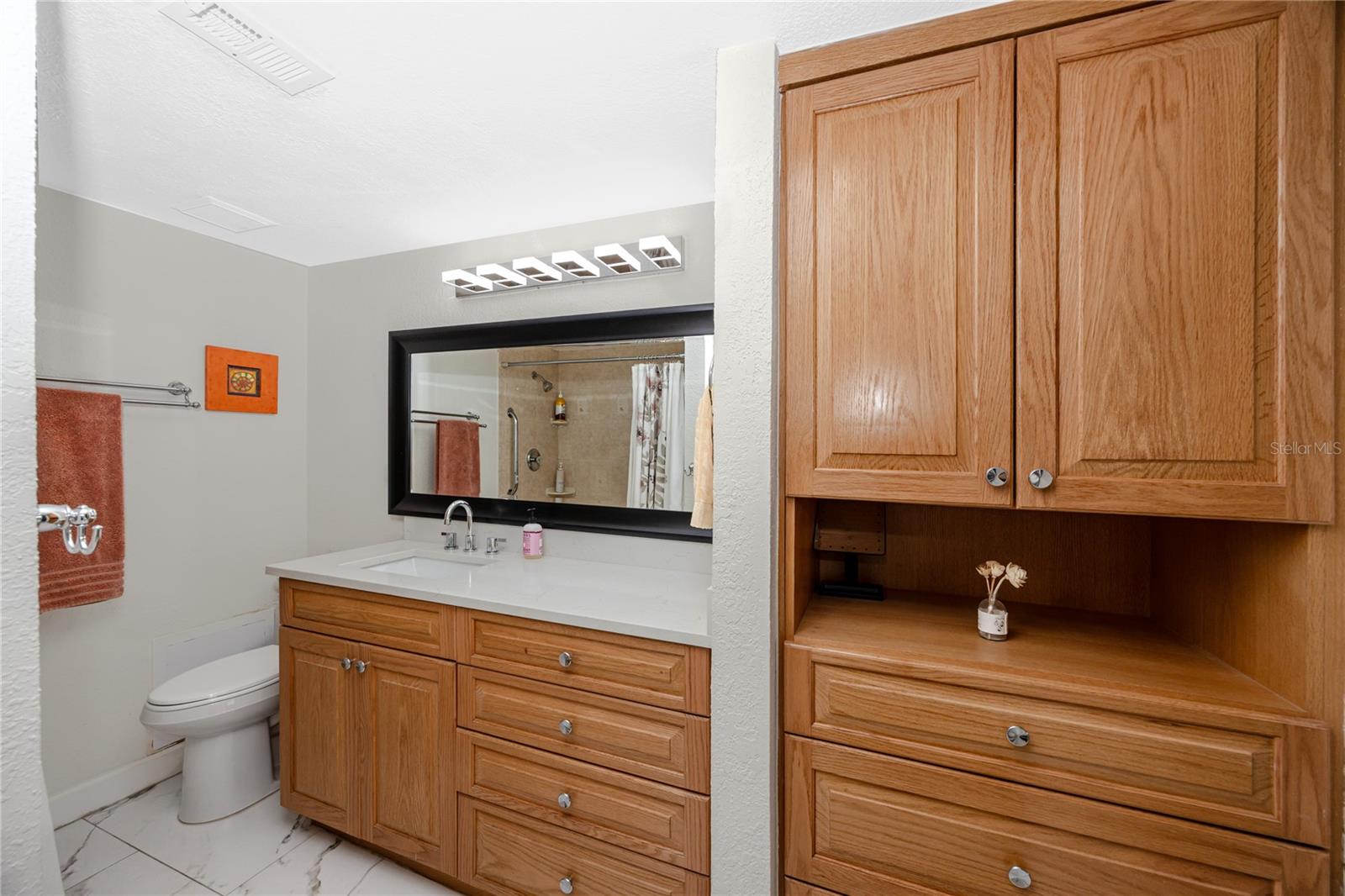 Image 21 of 48 For 19029 Us 19 Highway N 17f