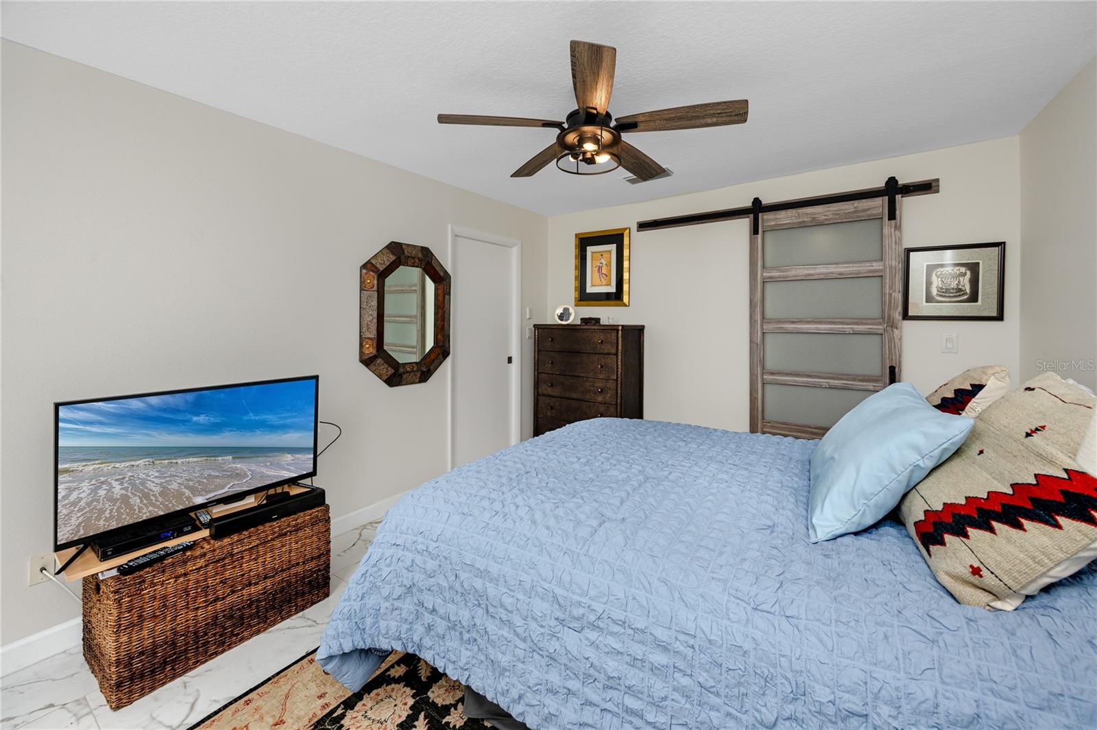 Image 22 of 48 For 19029 Us 19 Highway N 17f