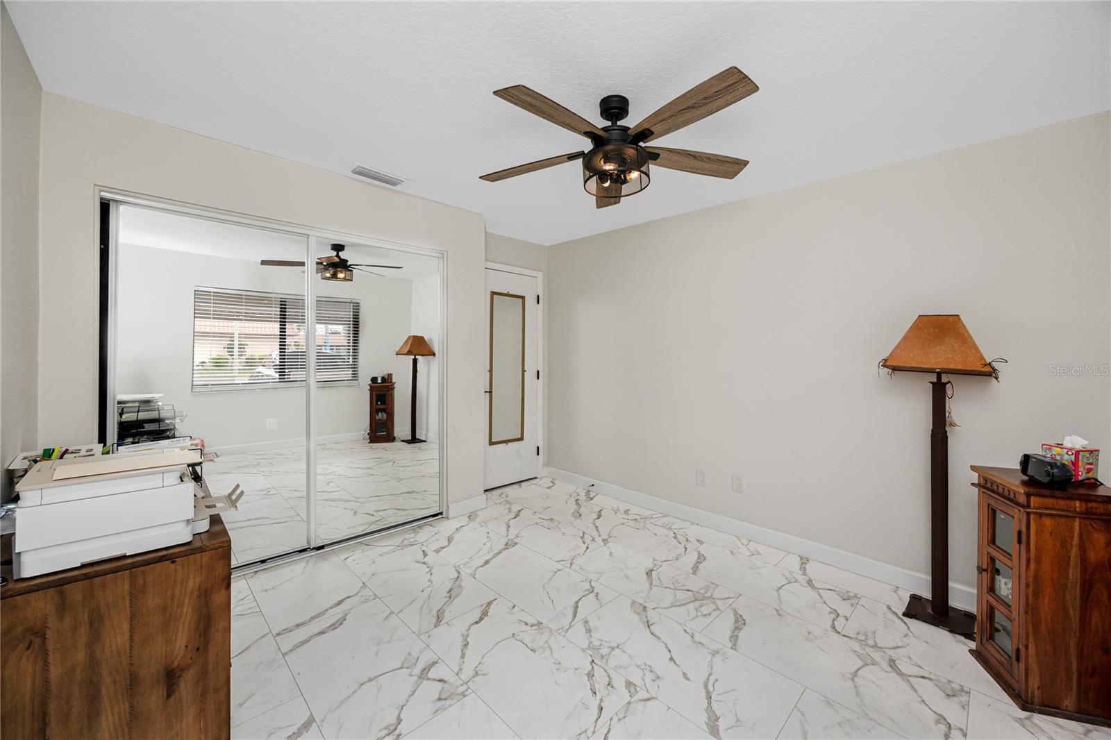 Image 26 of 48 For 19029 Us 19 Highway N 17f