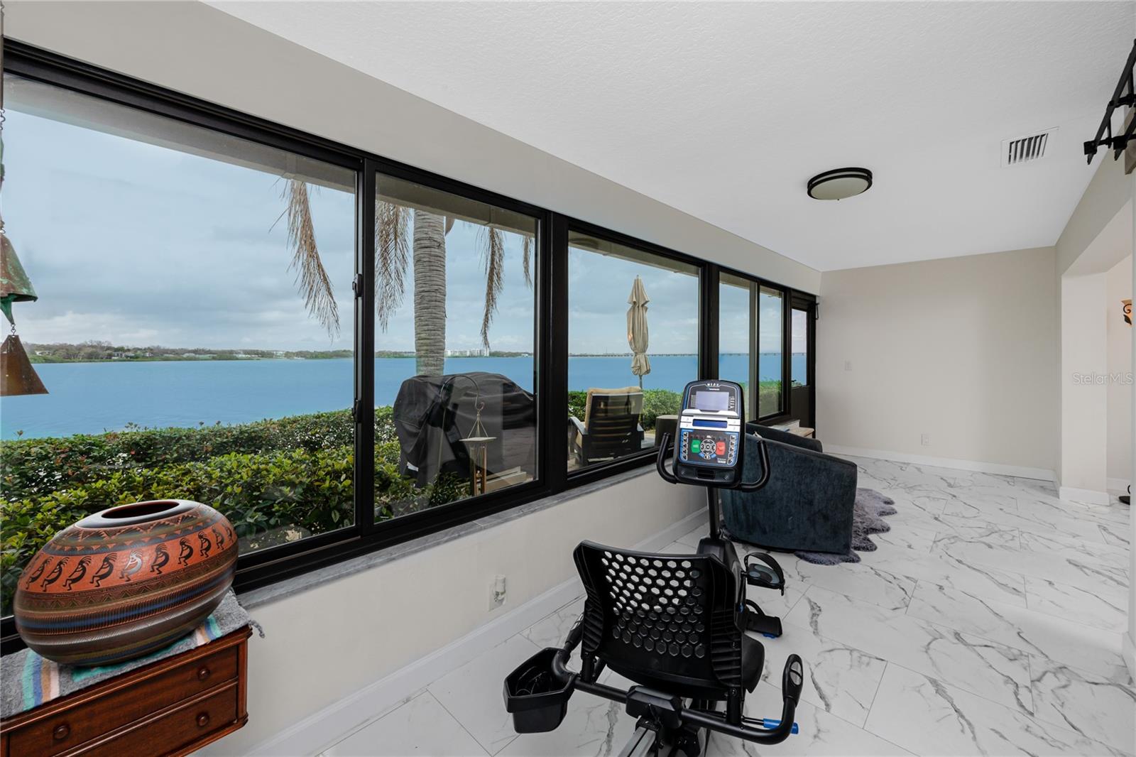 Image 28 of 48 For 19029 Us 19 Highway N 17f