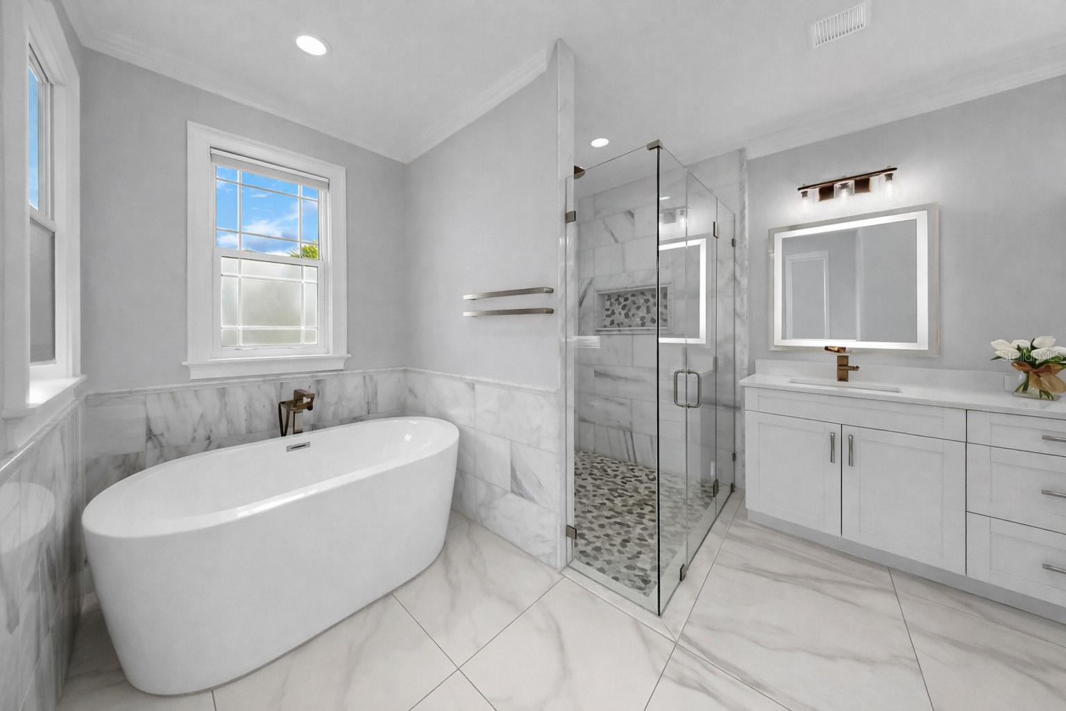 Listing photo id 35 for 901 Capriccio Lane