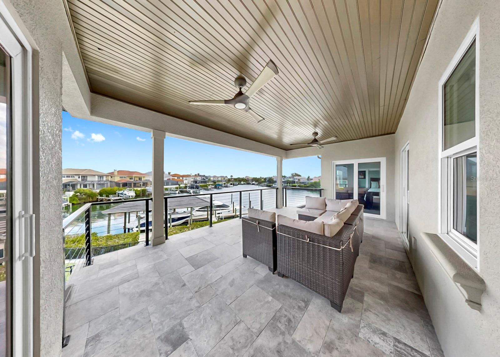 Listing photo id 51 for 901 Capriccio Lane