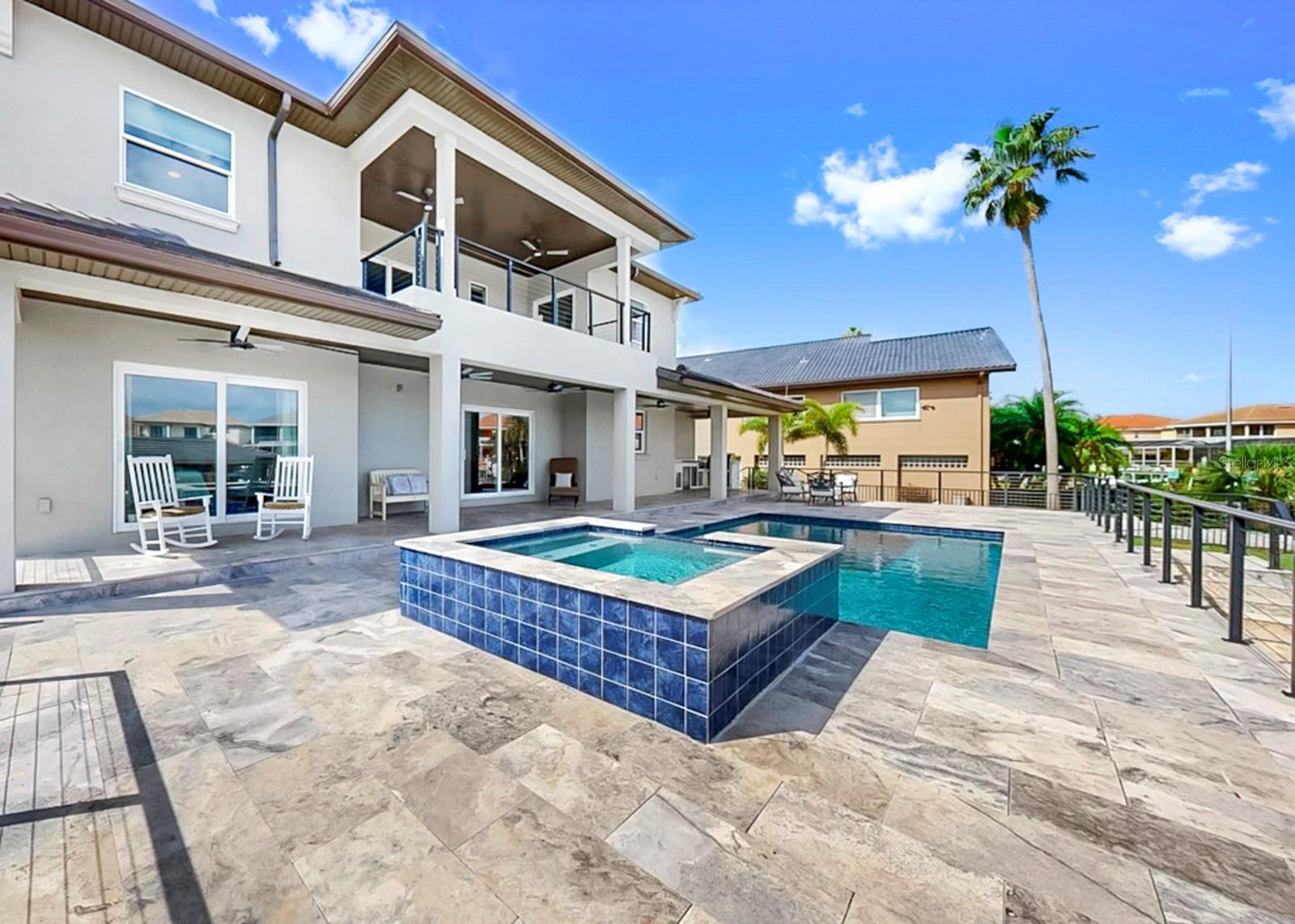 Listing photo id 54 for 901 Capriccio Lane