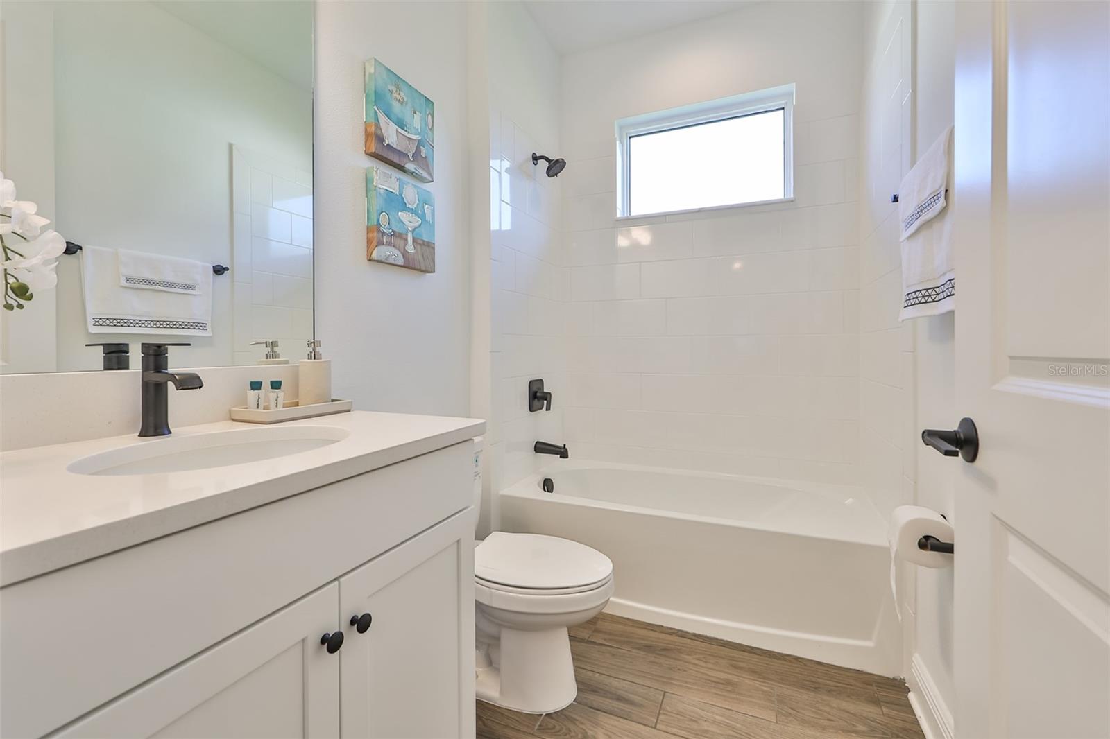 Image 29 of 42 For 5410 Trevesta Place