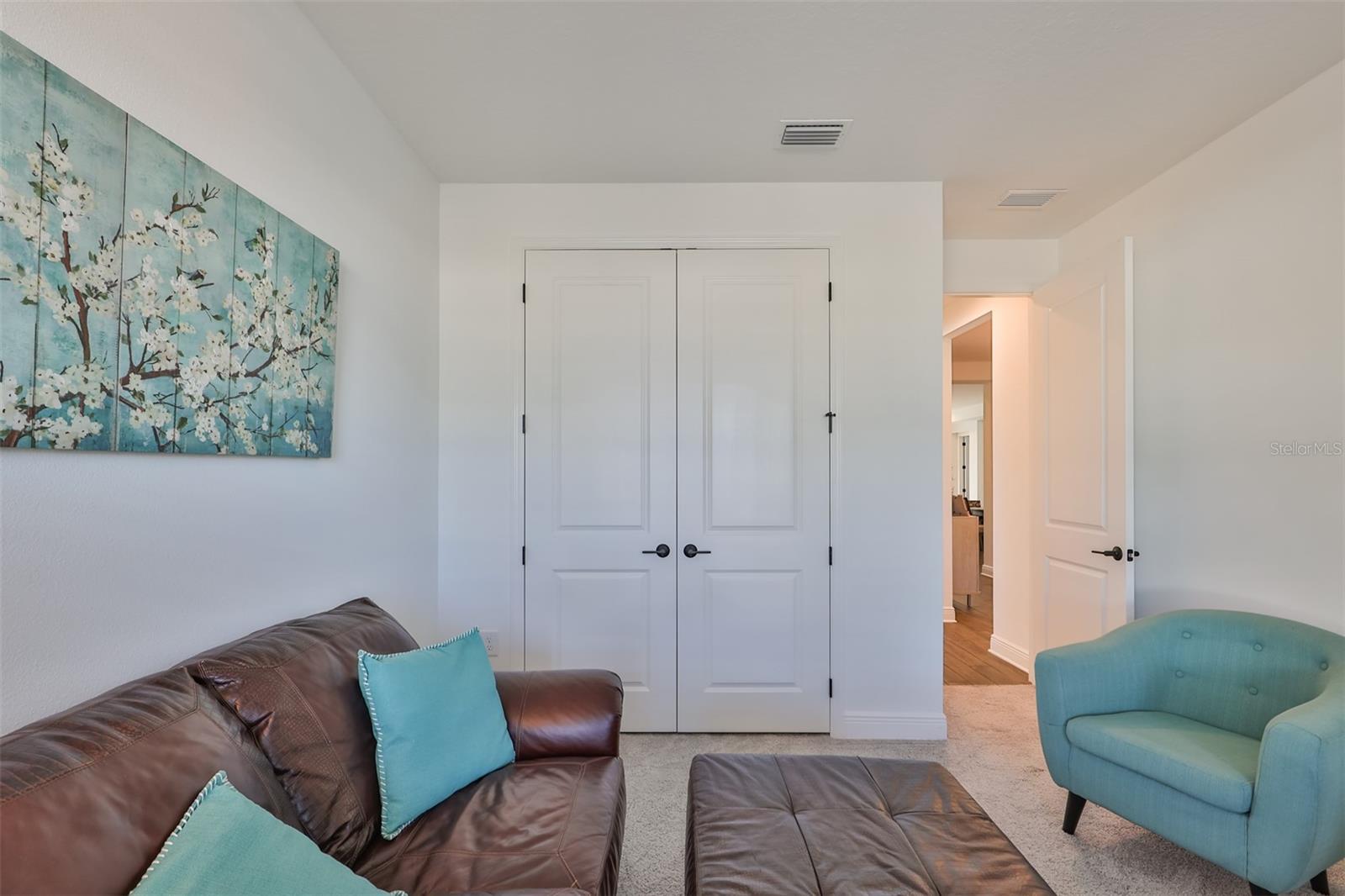 Image 31 of 42 For 5410 Trevesta Place