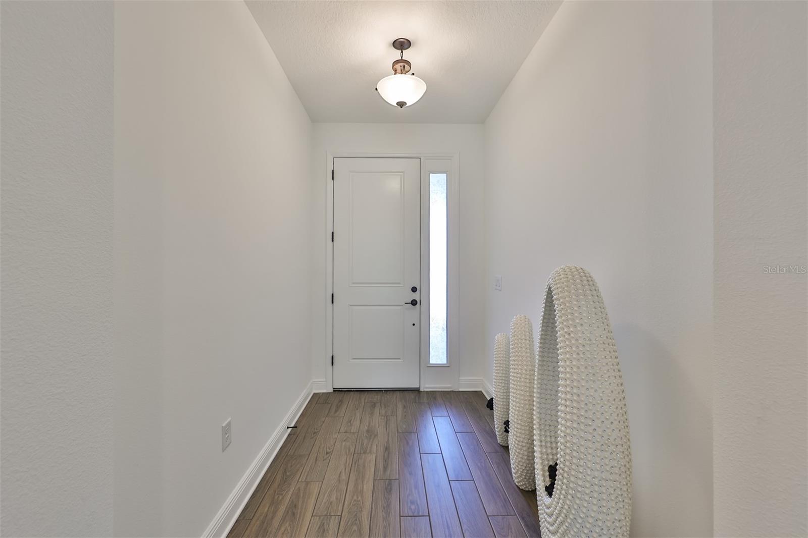 Image 4 of 42 For 5410 Trevesta Place