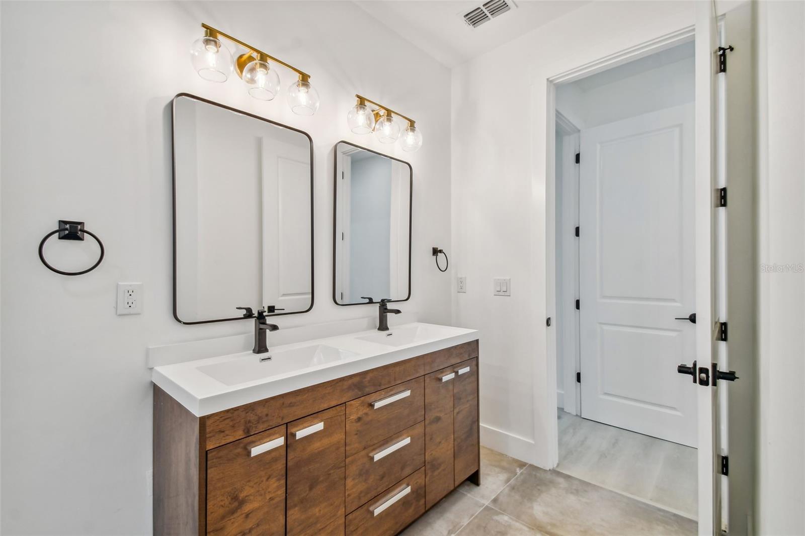 Image 13 of 29 For 7511 Swoope Street