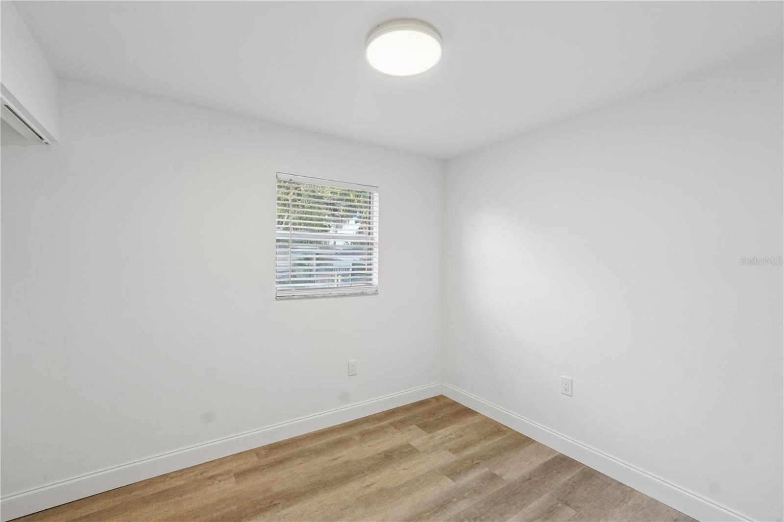 Image 21 of 33 For 1617 Madison Avenue