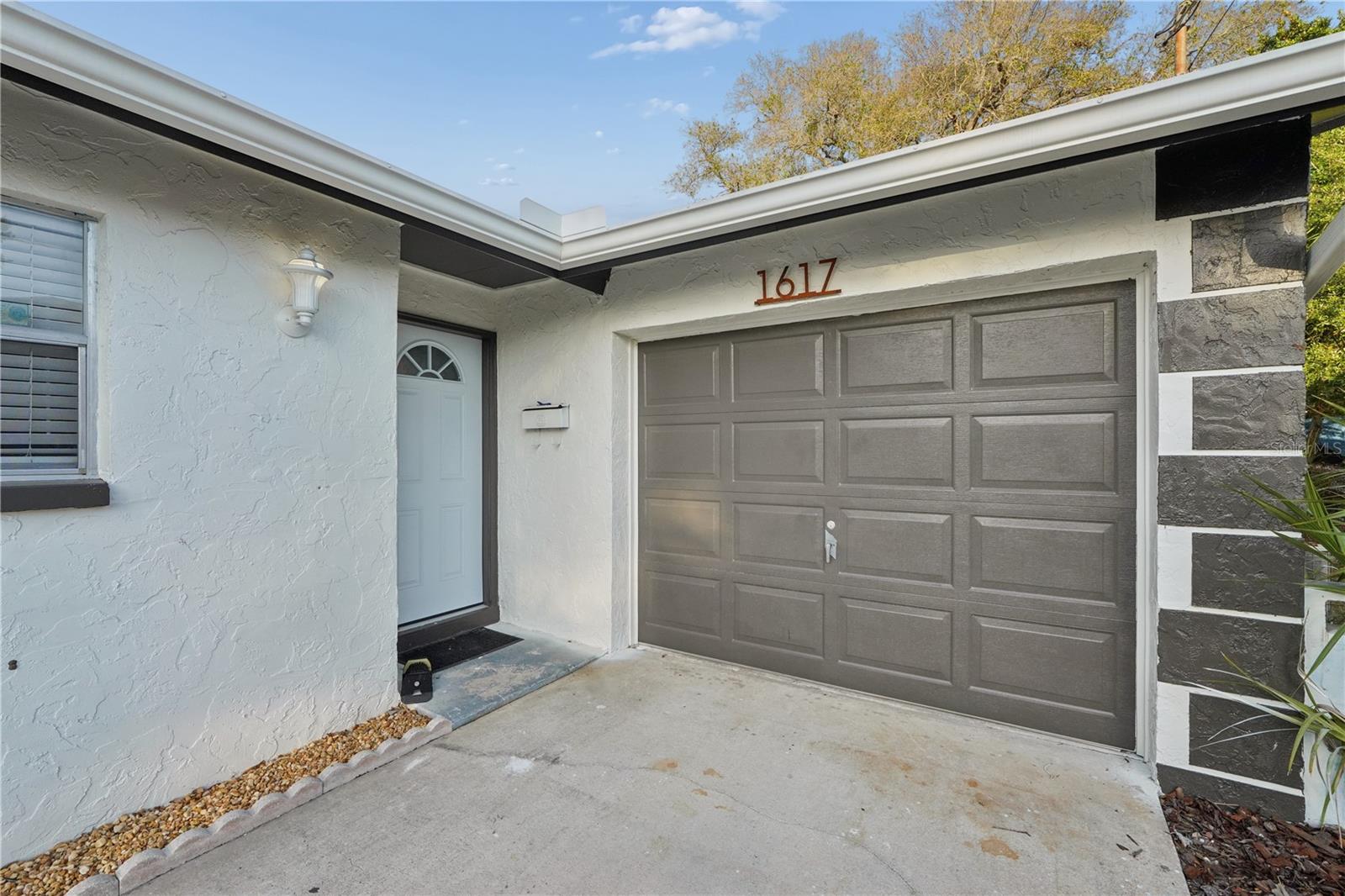 Image 5 of 33 For 1617 Madison Avenue