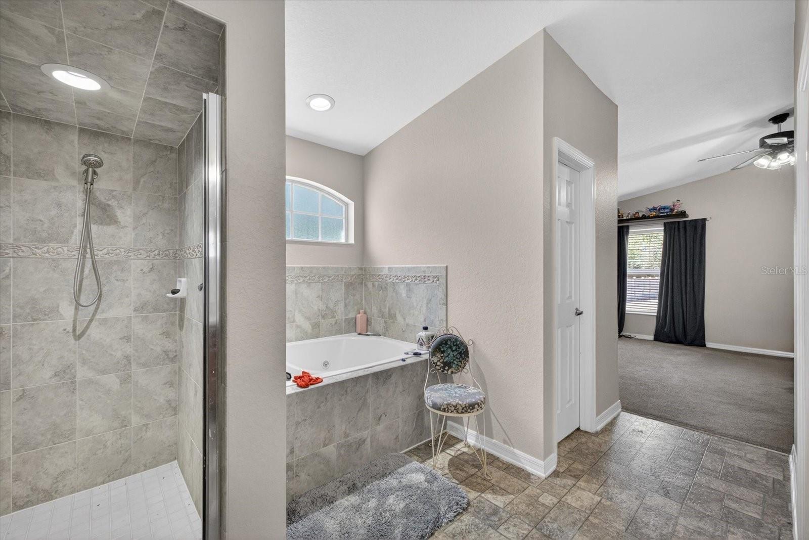 Listing photo id 25 for 5117 Nesmith Road