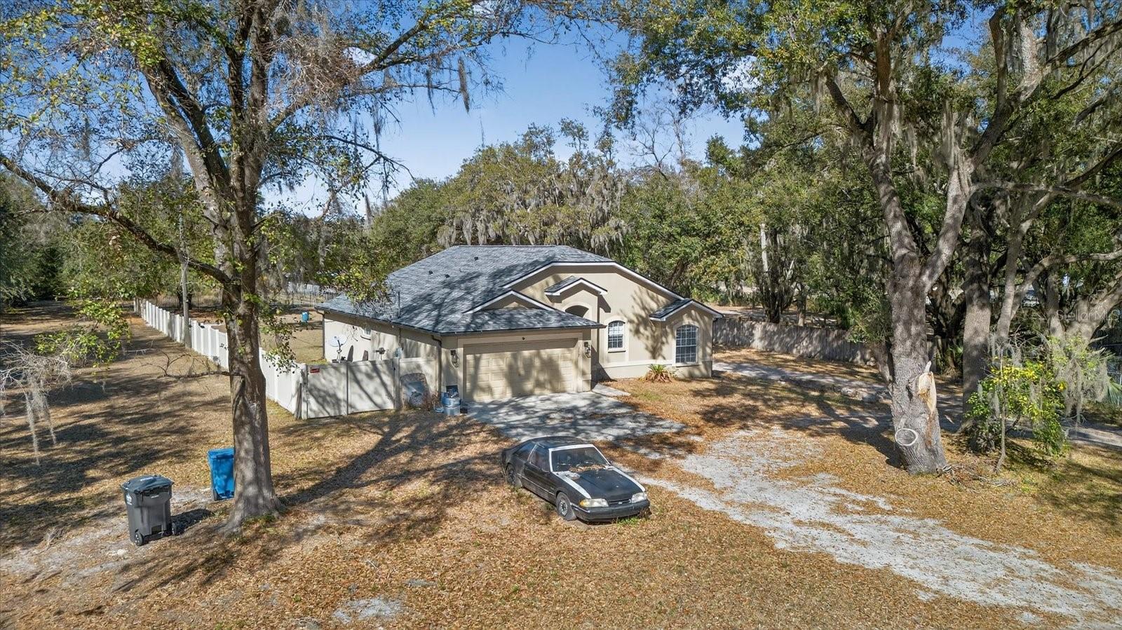 Listing photo id 5 for 5117 Nesmith Road