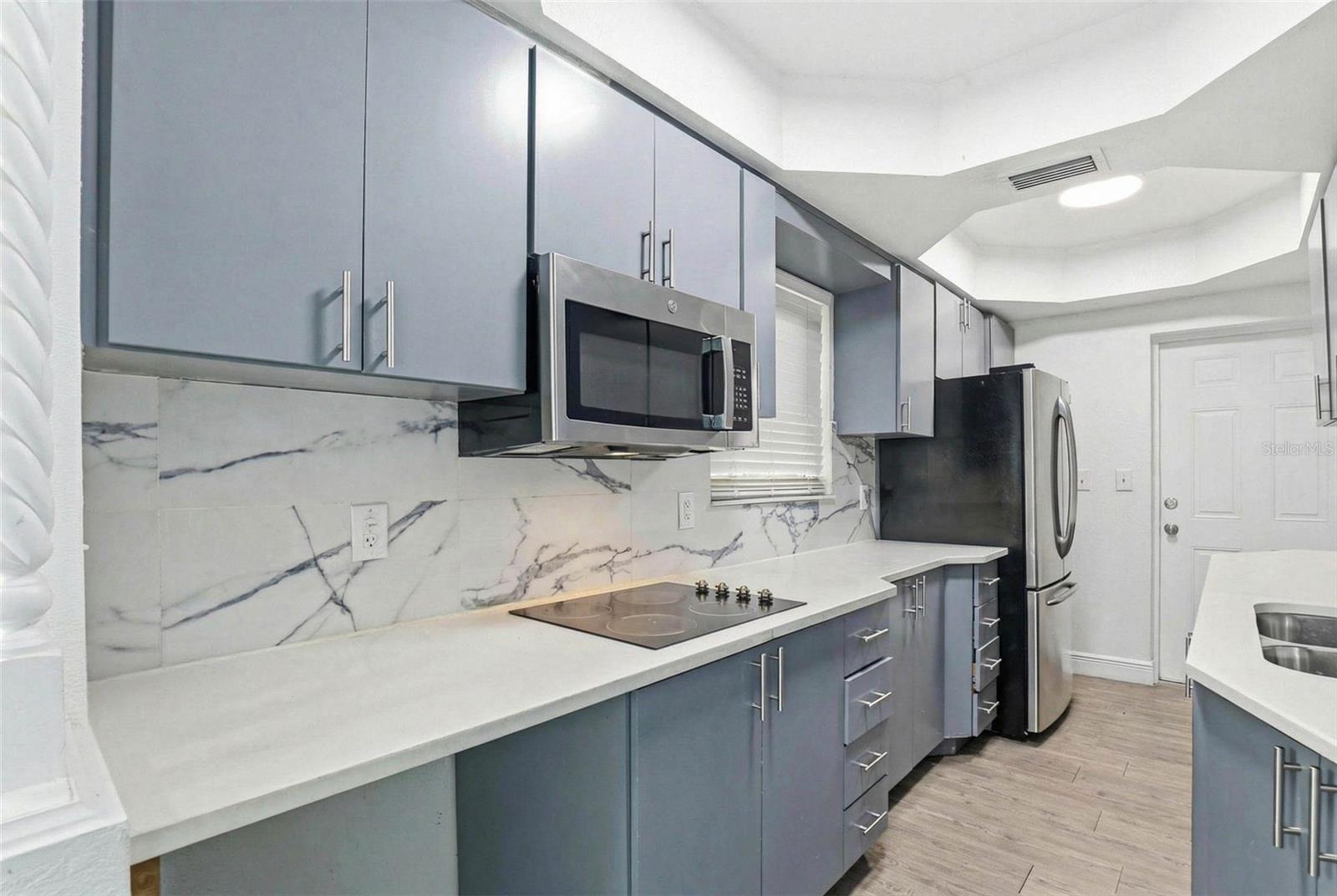 Image 12 of 87 For 2521 Crest Avenue