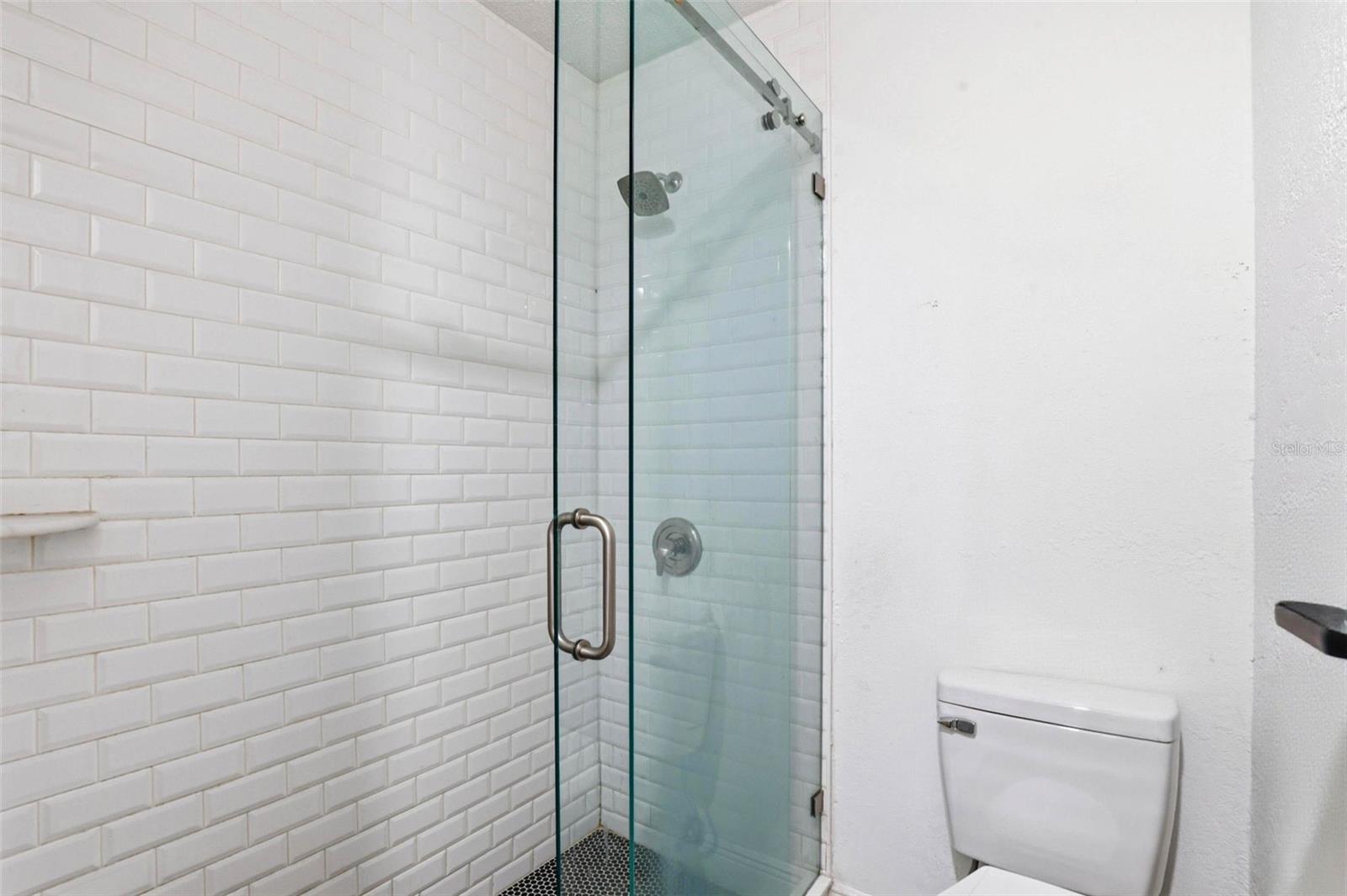 Image 20 of 87 For 2521 Crest Avenue