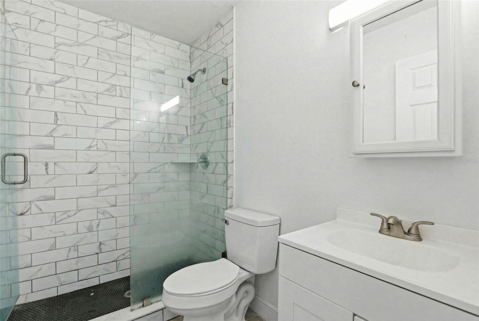 Image 28 of 87 For 2521 Crest Avenue