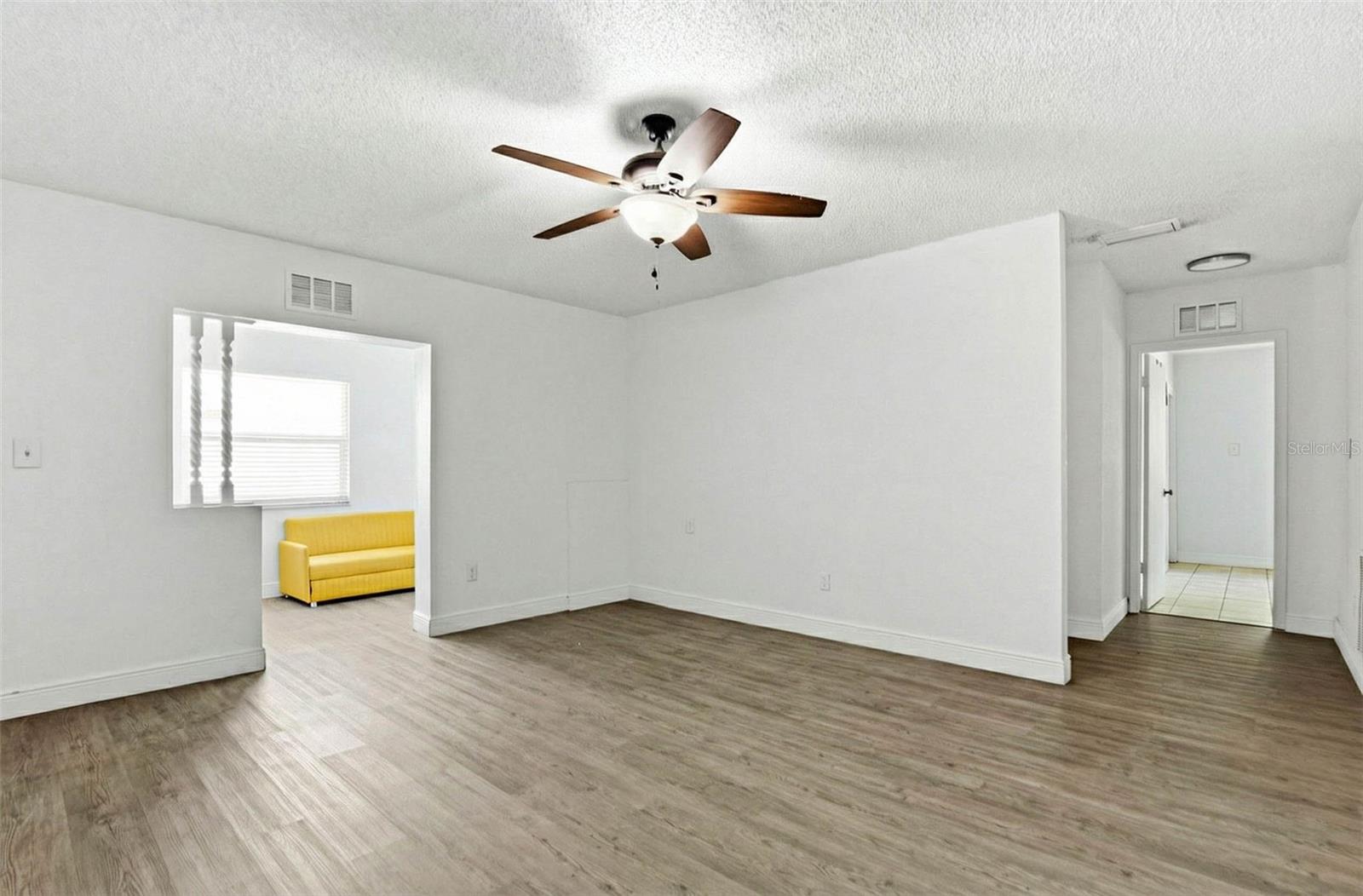 Image 33 of 87 For 2521 Crest Avenue