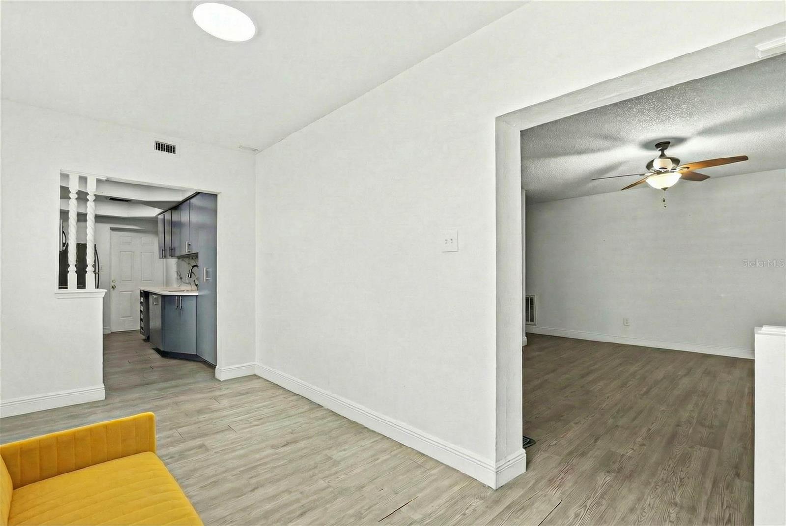 Image 35 of 87 For 2521 Crest Avenue