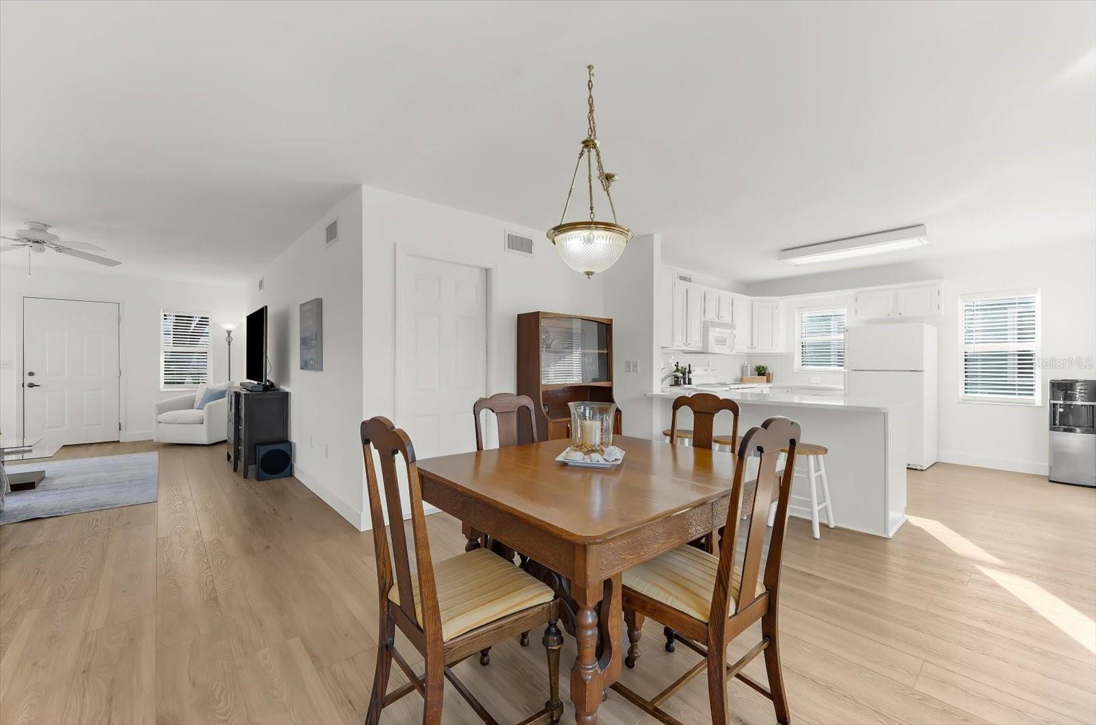 Image 18 of 78 For 408 Georgia Avenue