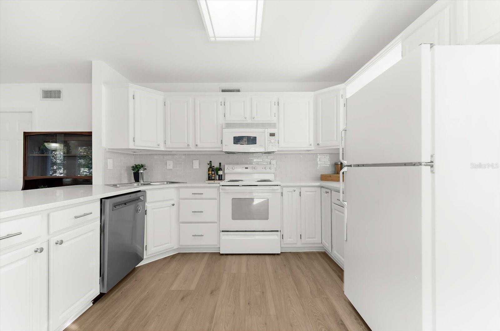 Image 24 of 78 For 408 Georgia Avenue