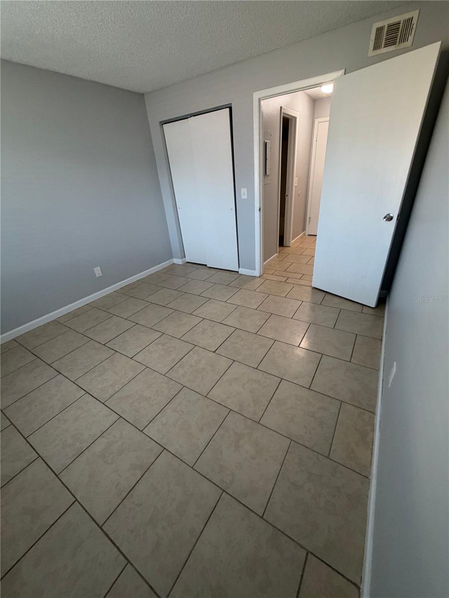 Image 14 of 20 For 226 Berry Tree Place 226