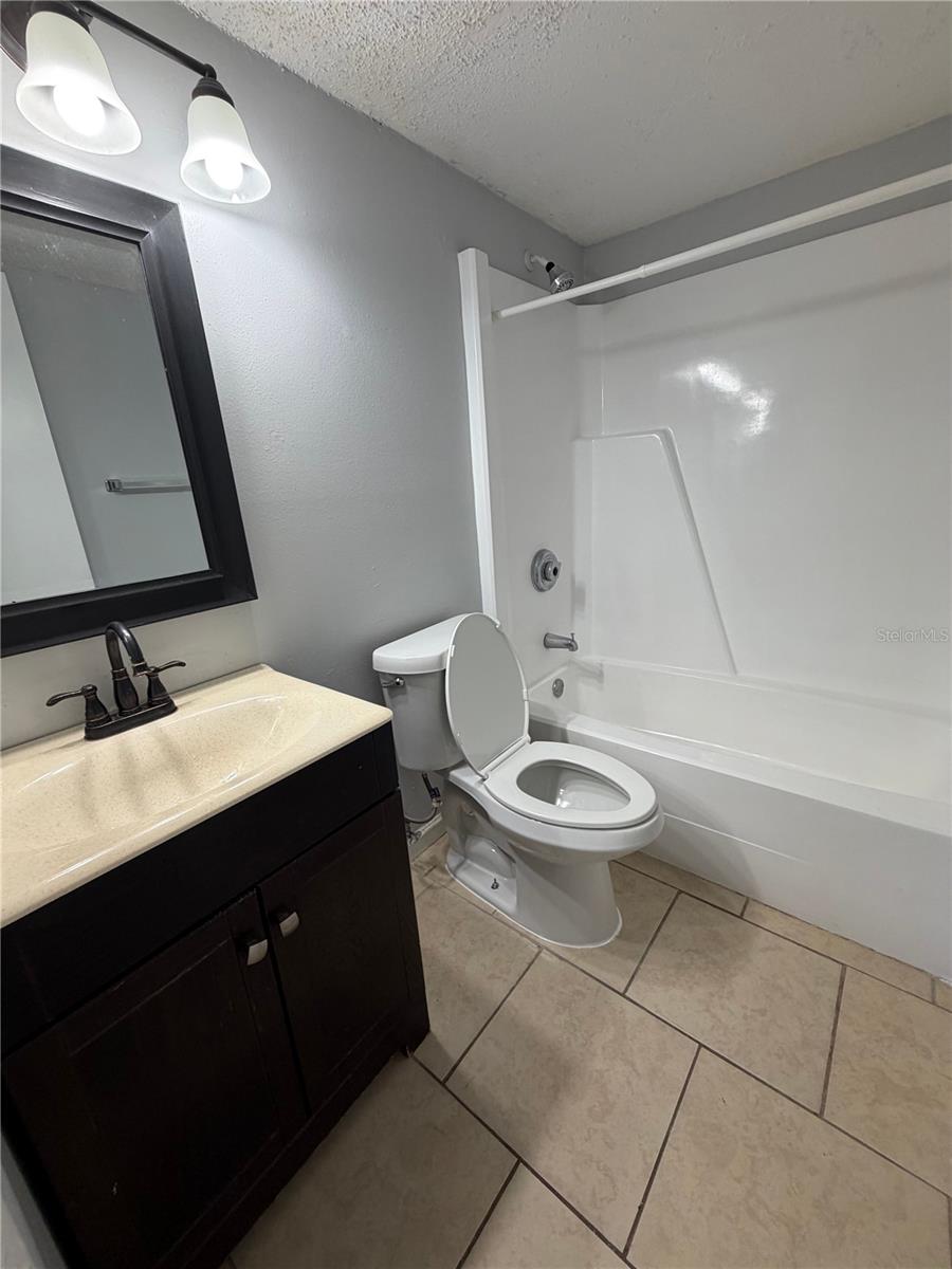 Image 16 of 20 For 226 Berry Tree Place 226