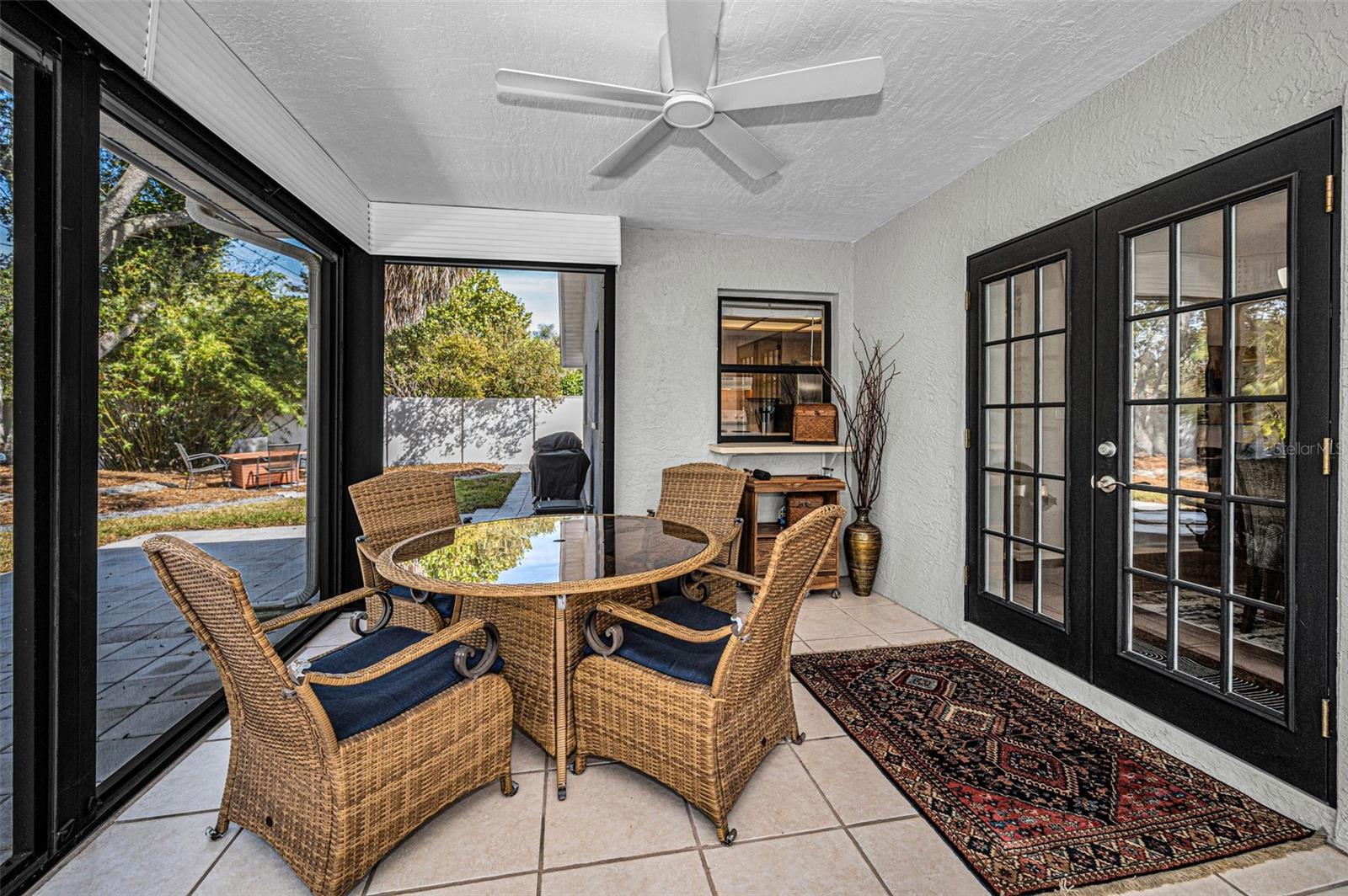 Image 28 of 41 For 1533 Foxcroft Drive W