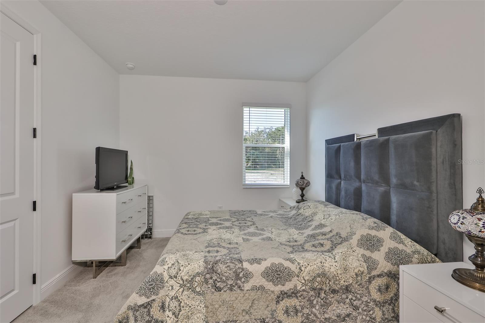 Image 22 of 42 For 5410 Trevesta Place