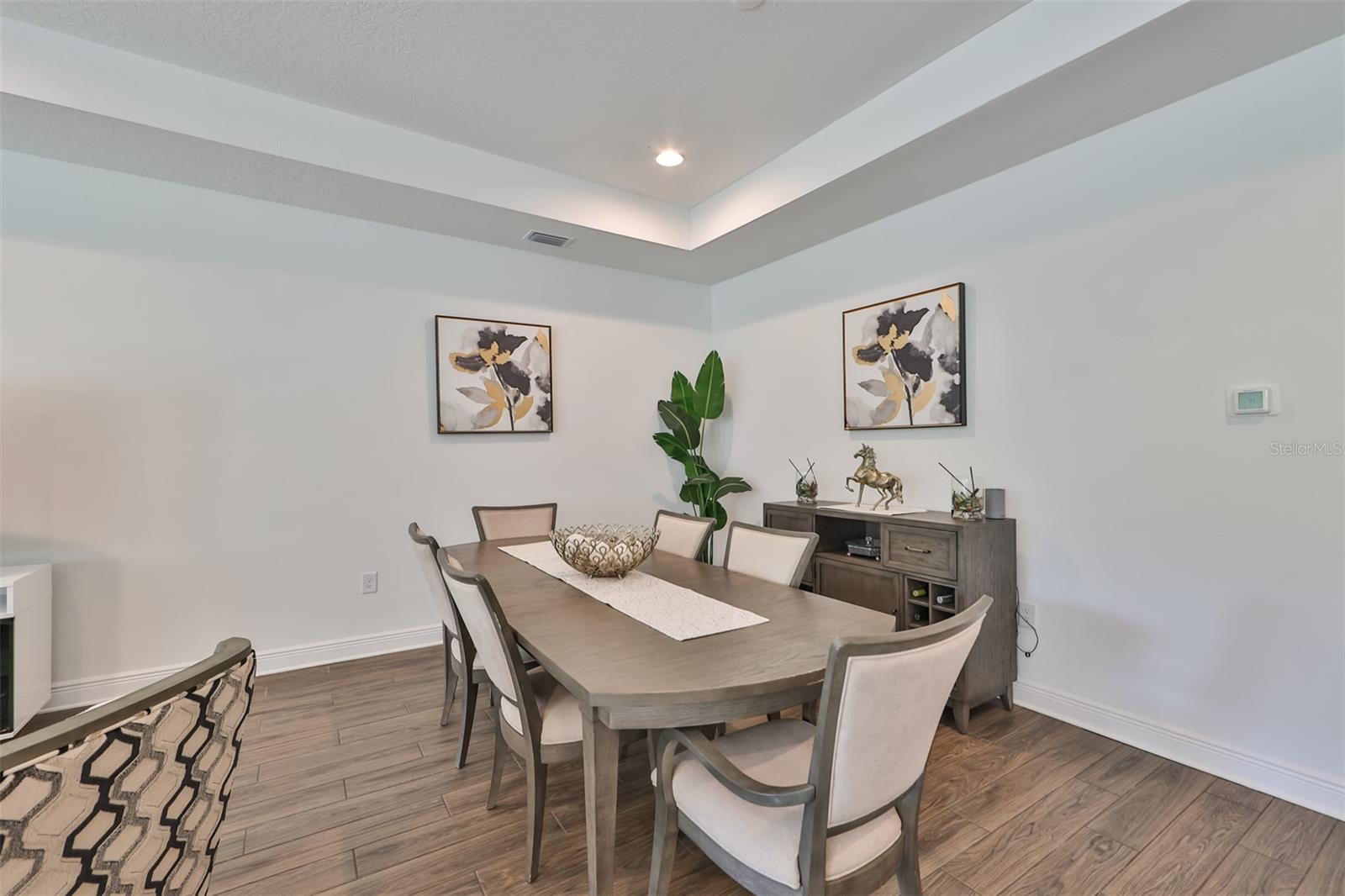 Image 7 of 42 For 5410 Trevesta Place