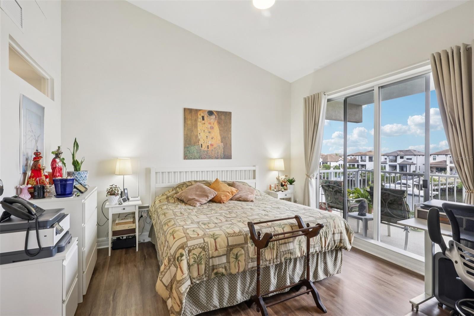 Listing photo id 19 for 533 Bahia Beach Boulevard