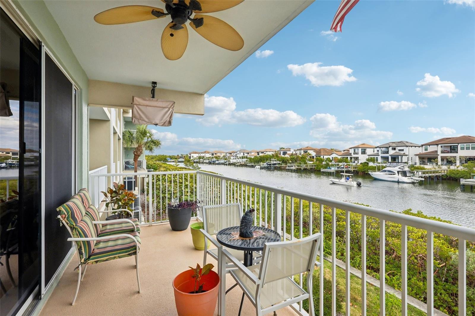 Listing photo id 37 for 533 Bahia Beach Boulevard