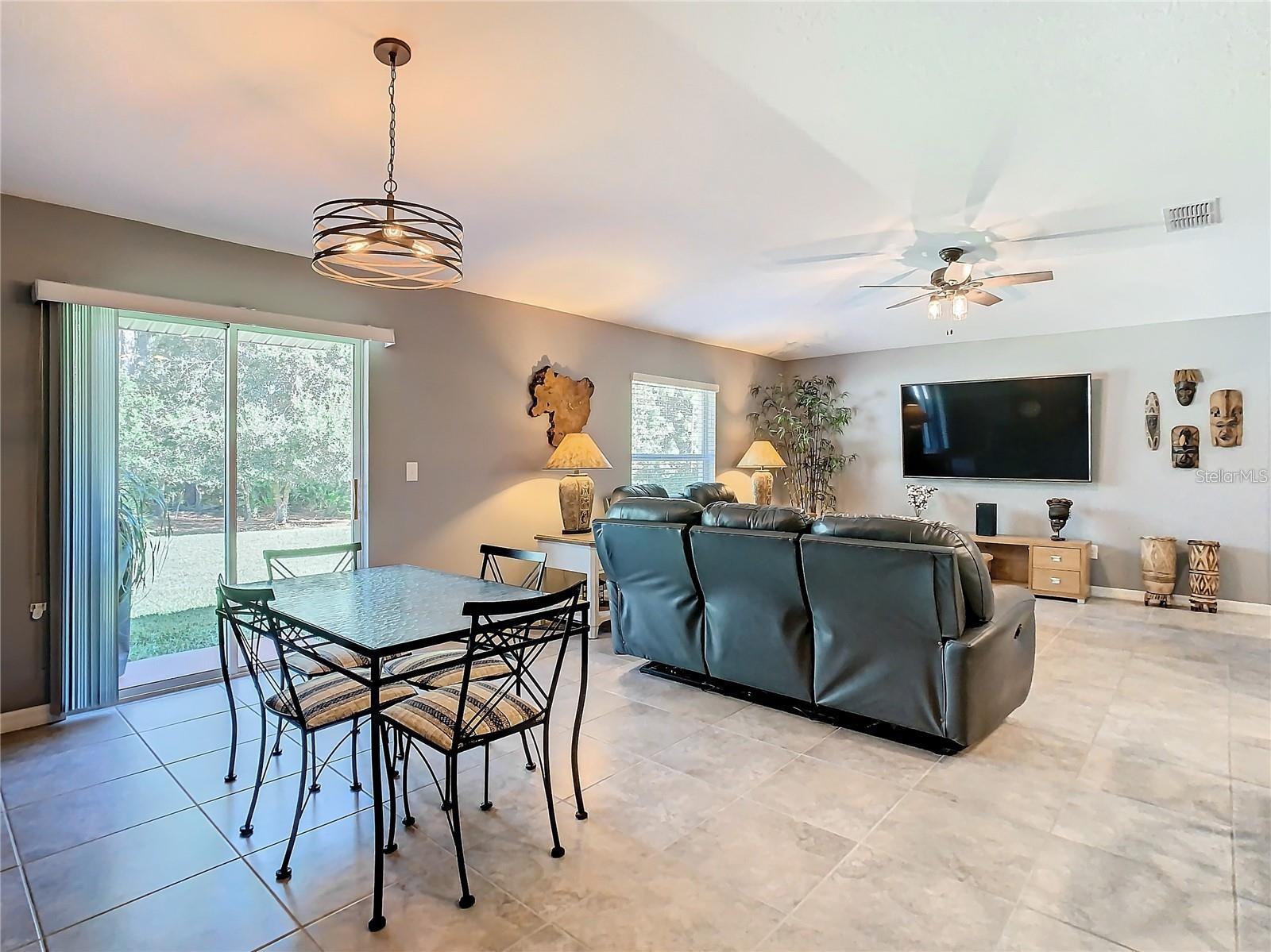 Image 5 of 27 For 16635 Myrtle Sand Drive