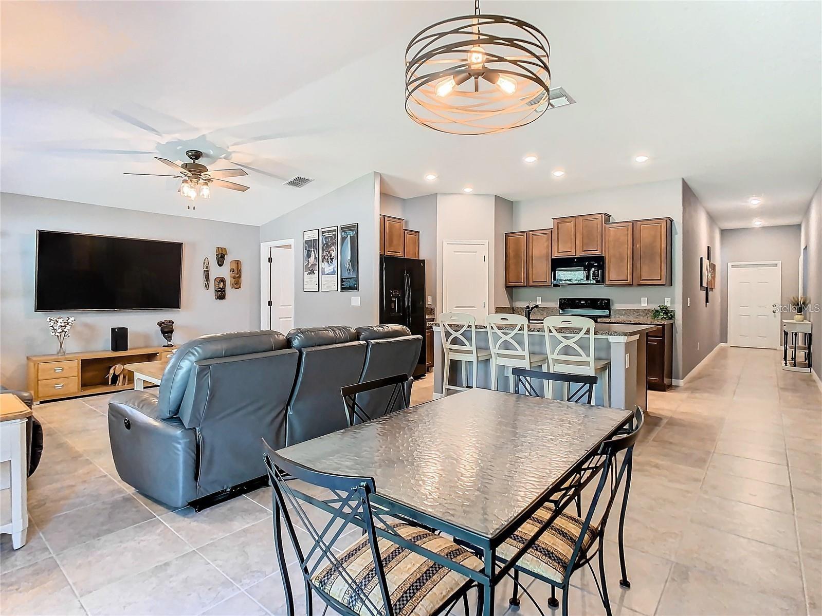 Image 6 of 27 For 16635 Myrtle Sand Drive