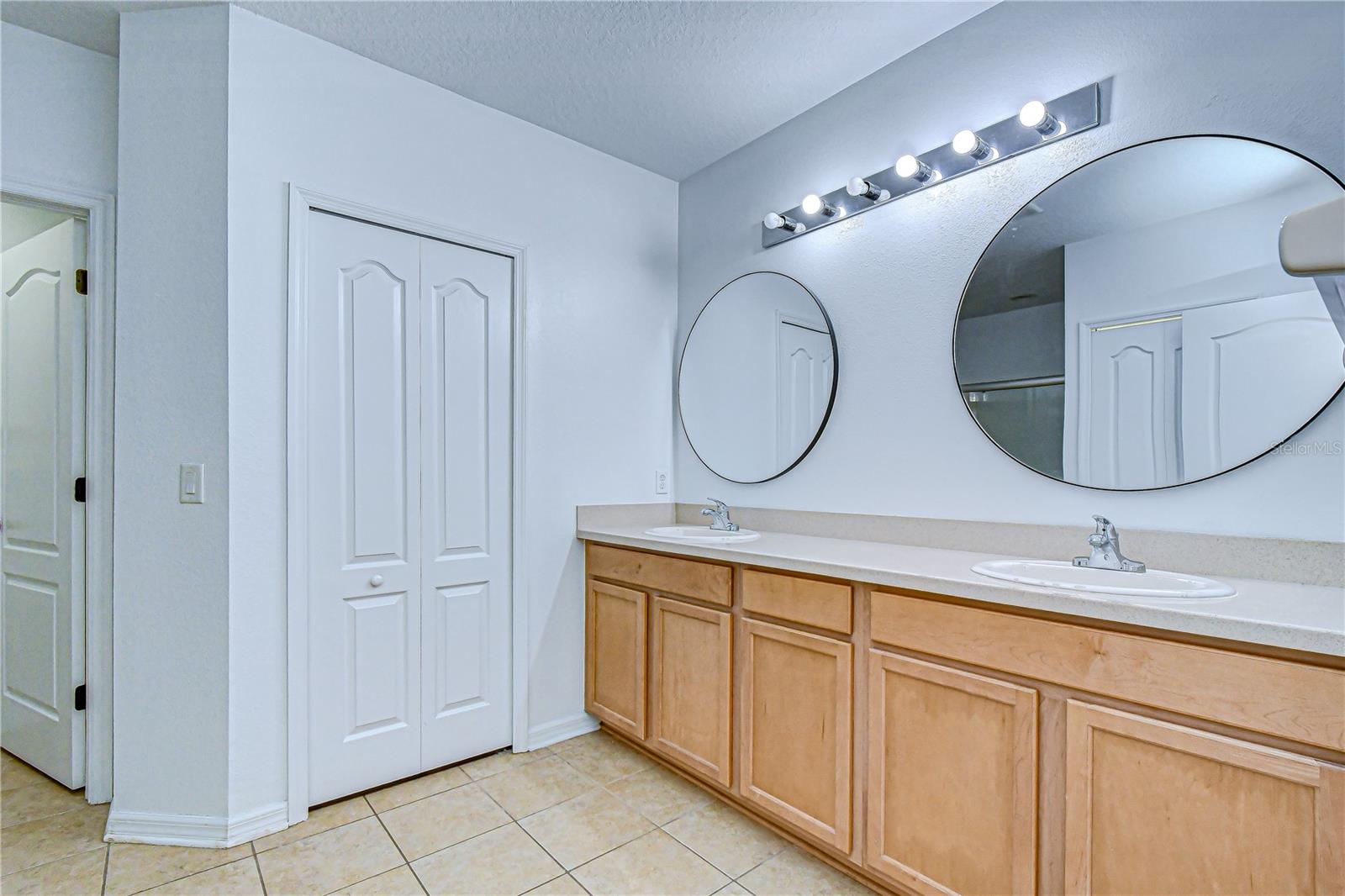 Image 24 of 55 For 7809 Tuscany Woods Drive