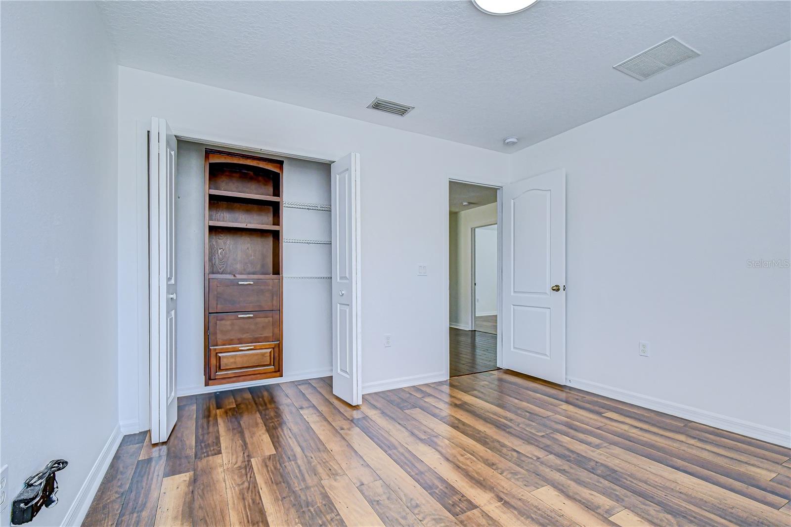 Image 36 of 55 For 7809 Tuscany Woods Drive