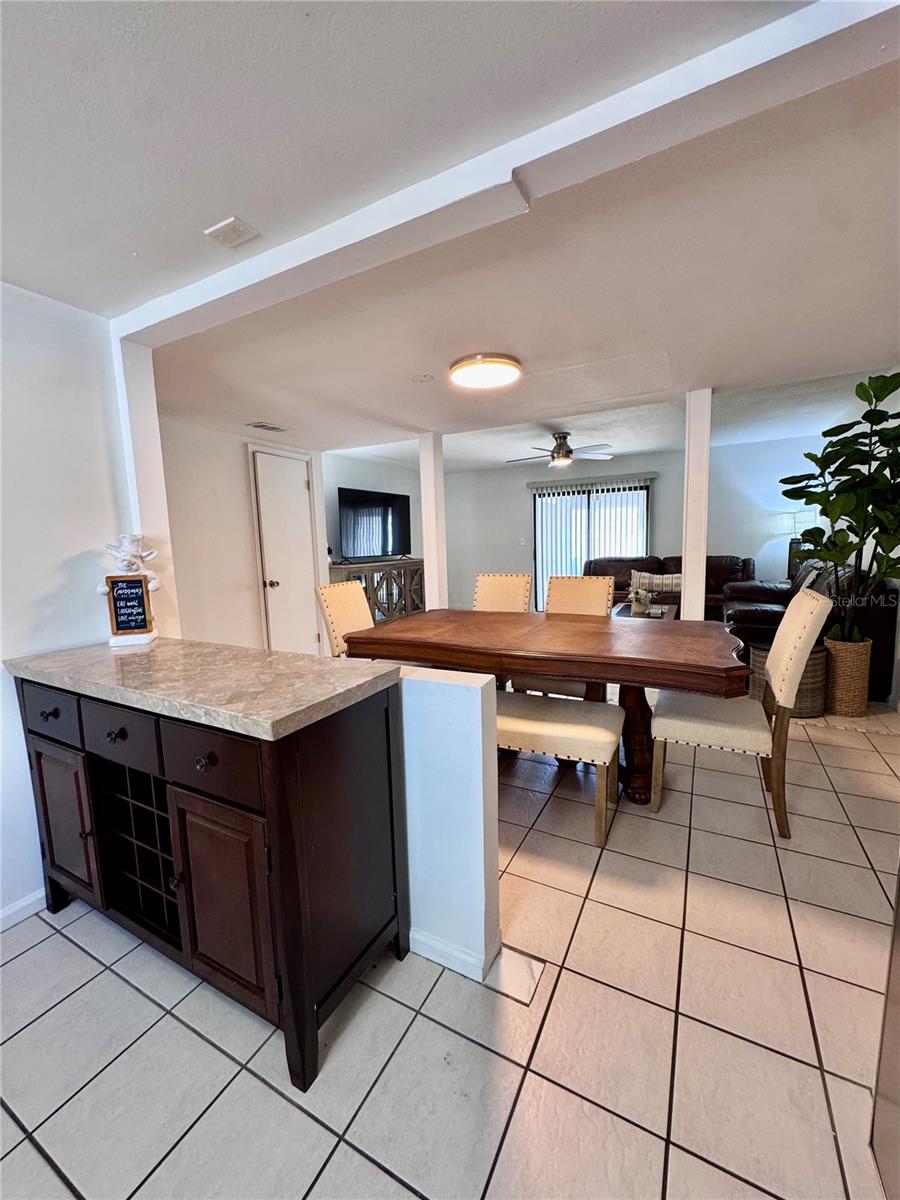 Listing photo id 9 for 14804 Winding Creek Court