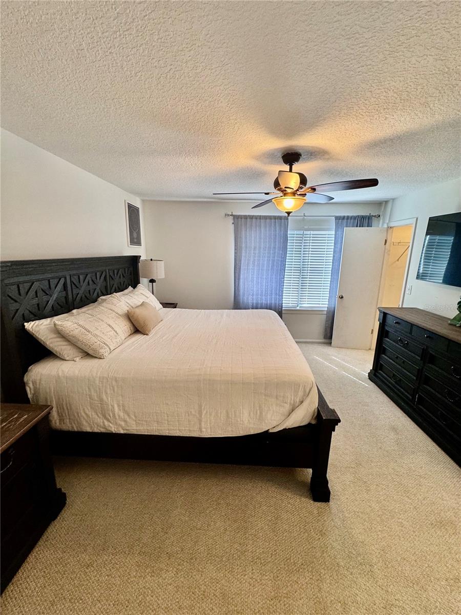 Listing photo id 24 for 14804 Winding Creek Court