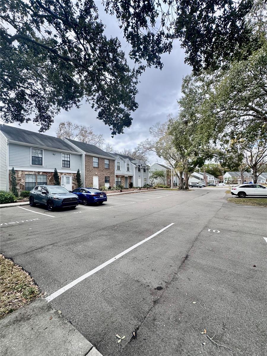 Listing photo id 35 for 14804 Winding Creek Court