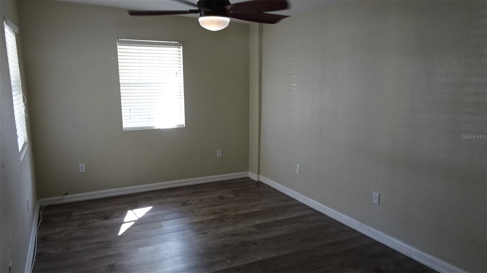 Image 10 of 32 For 10385 111th Place