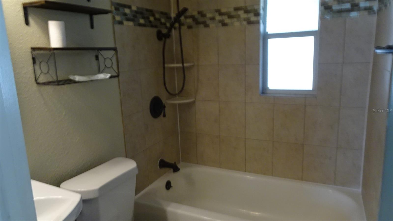 Image 14 of 32 For 10385 111th Place