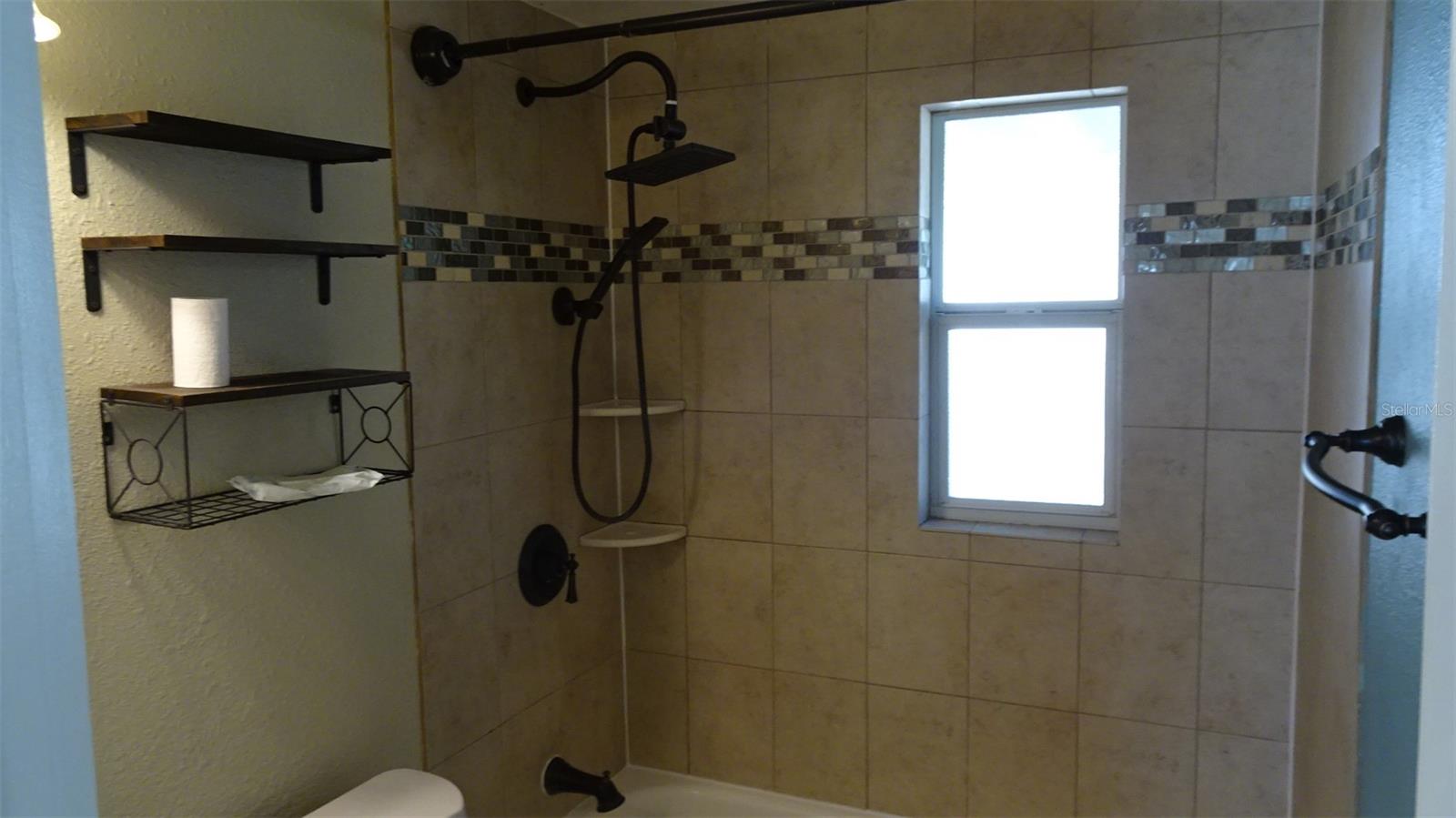 Image 15 of 32 For 10385 111th Place