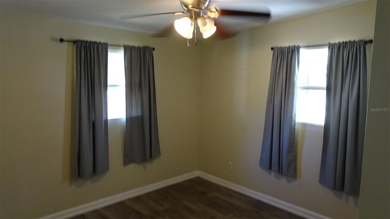 Image 17 of 32 For 10385 111th Place