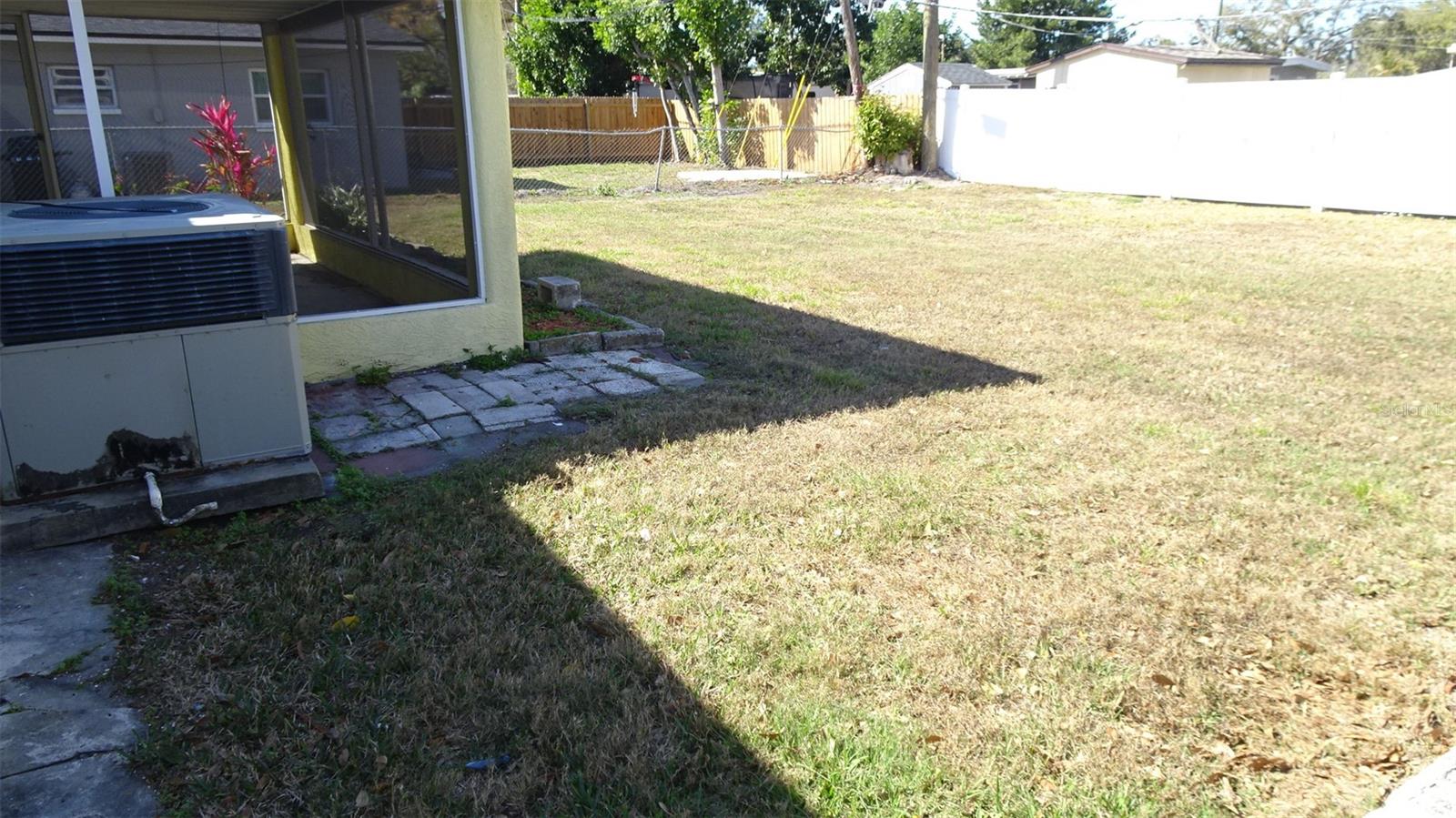 Image 27 of 32 For 10385 111th Place