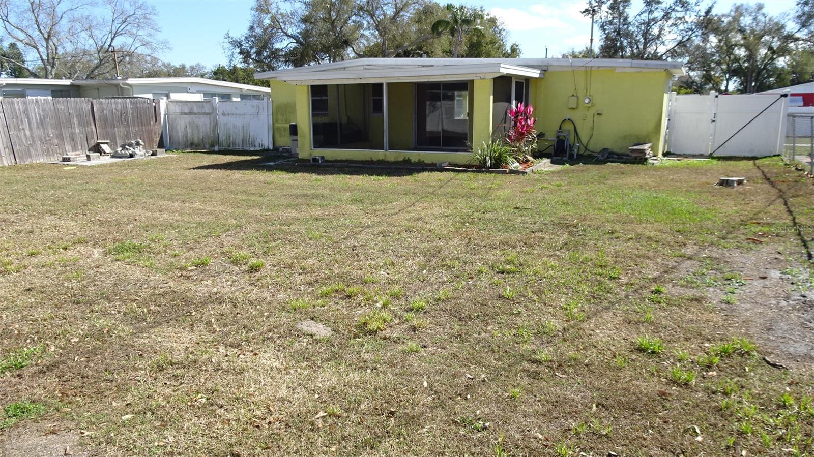 Image 30 of 32 For 10385 111th Place