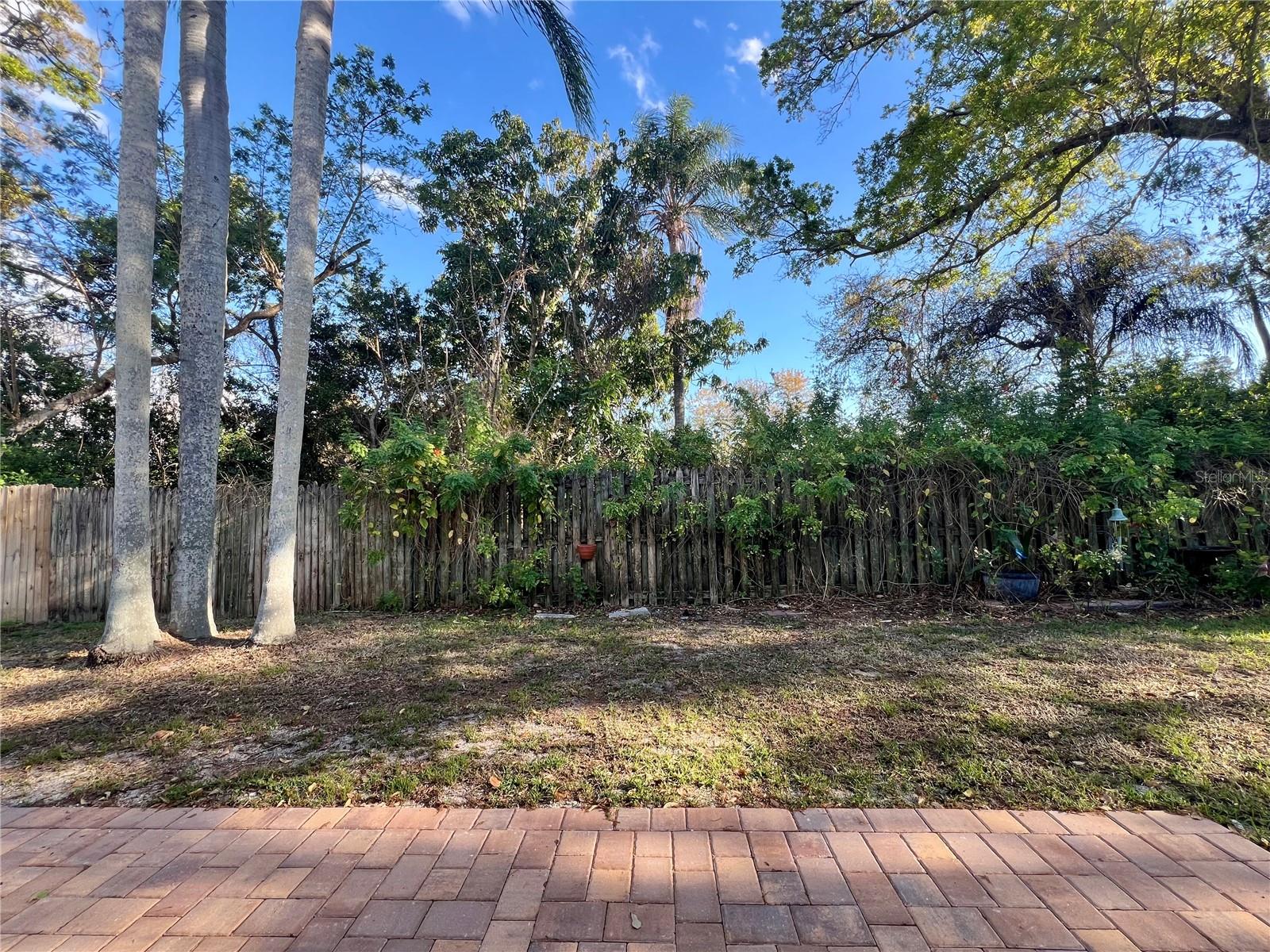 Image 17 of 24 For 1185 Mission Circle