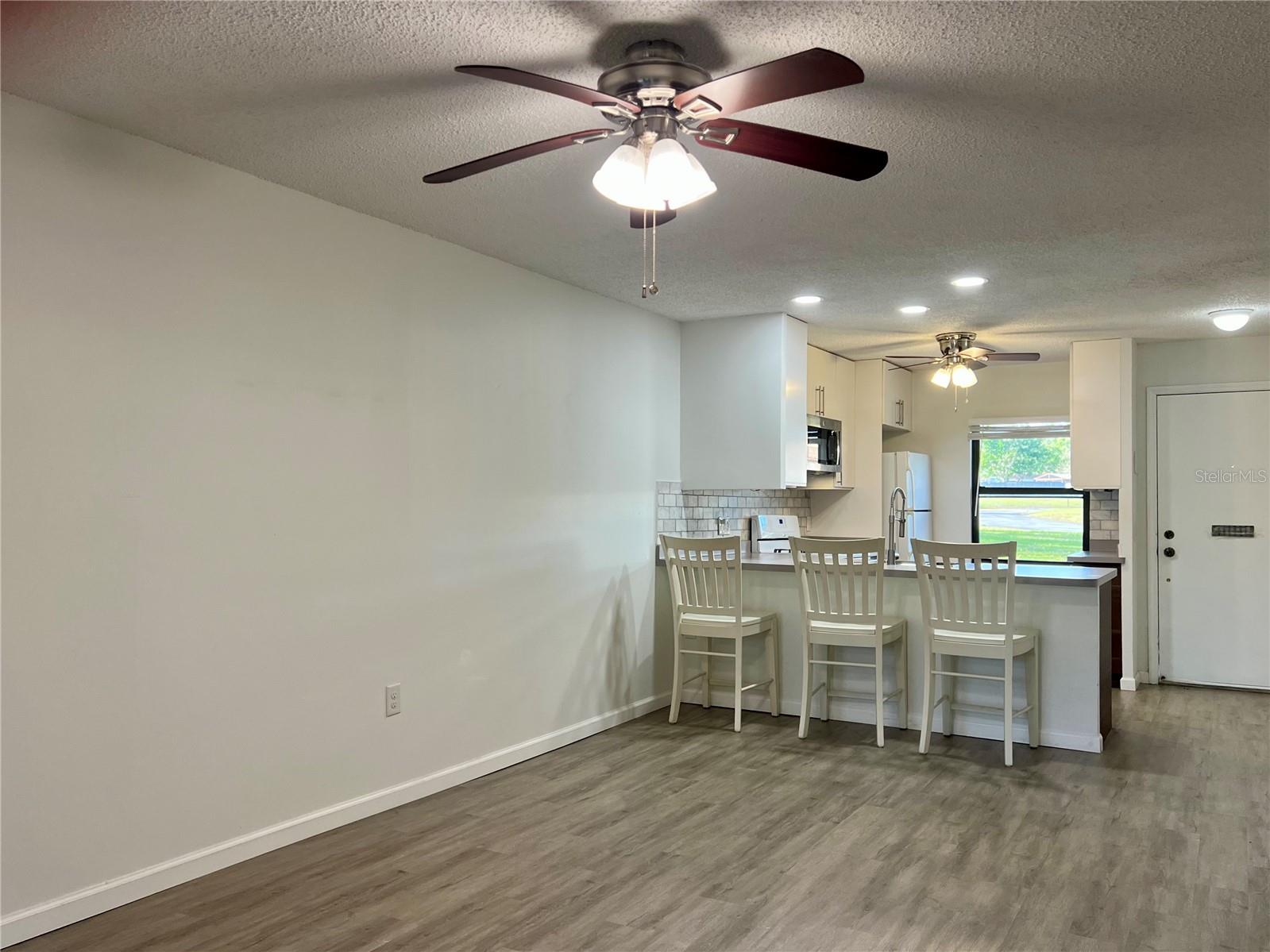 Image 8 of 24 For 1185 Mission Circle