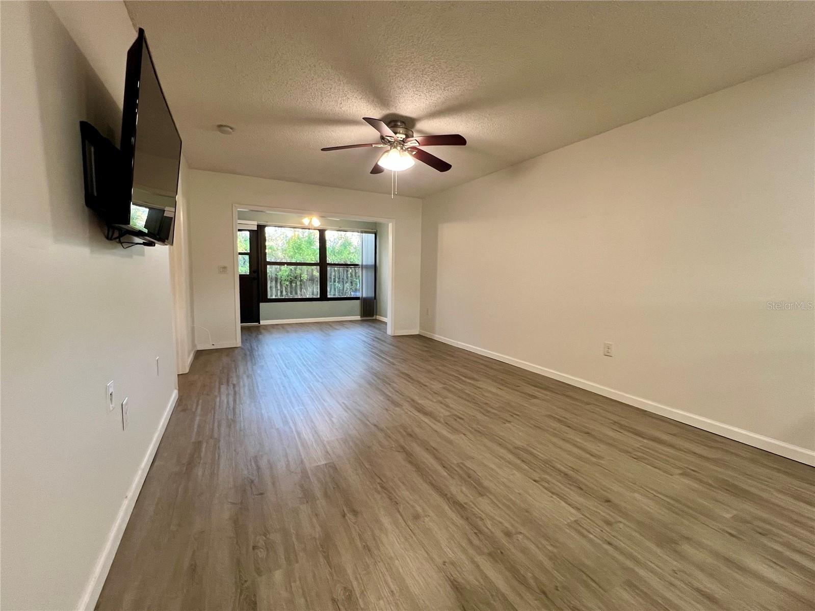 Image 9 of 24 For 1185 Mission Circle