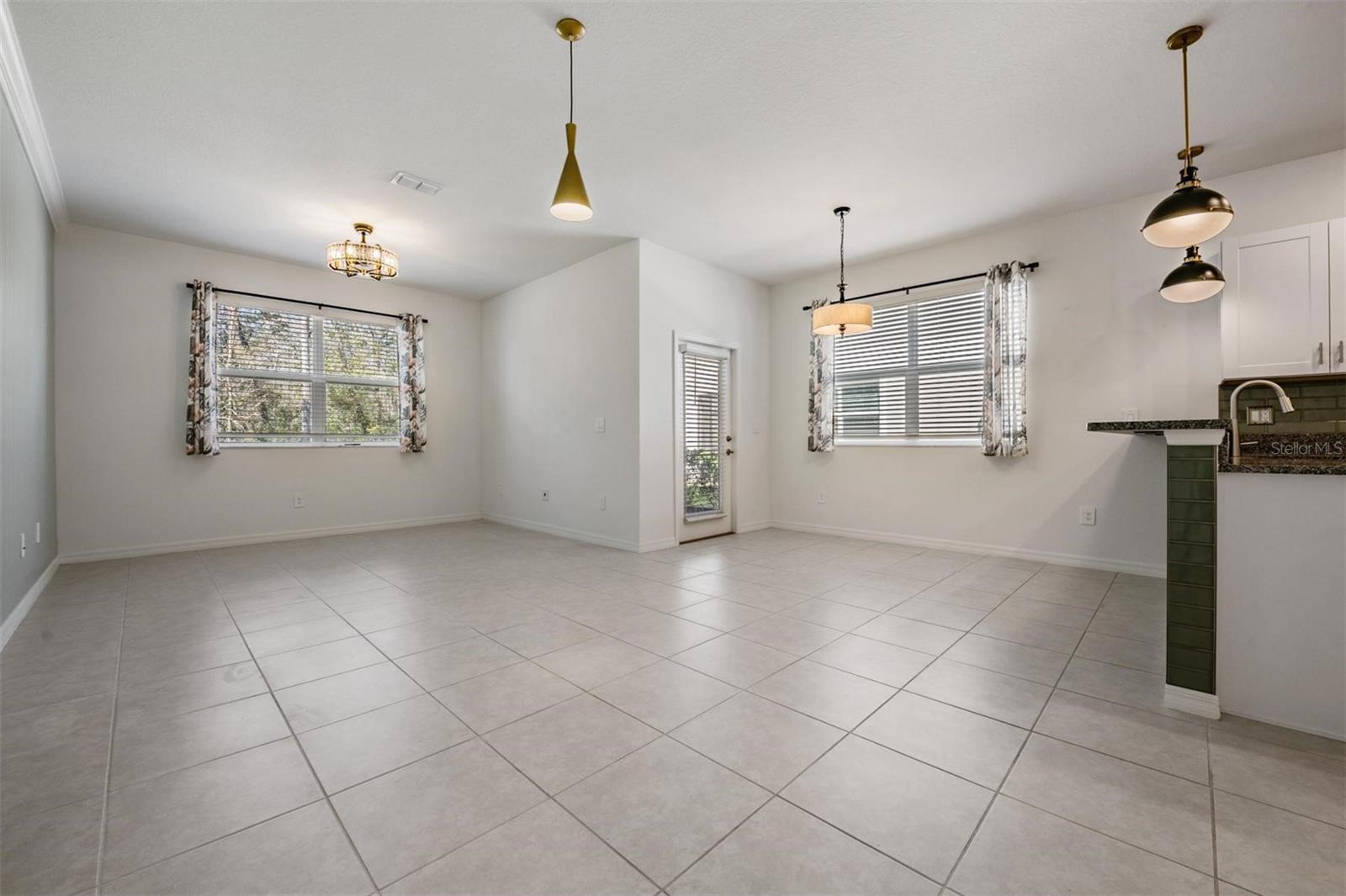 Image 13 of 40 For 11123 Wishing Cloud Road