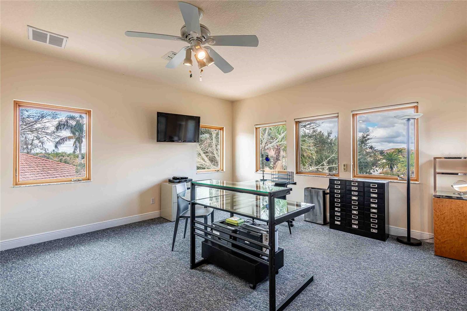 Image 29 of 50 For 21150 Los Cabos Court