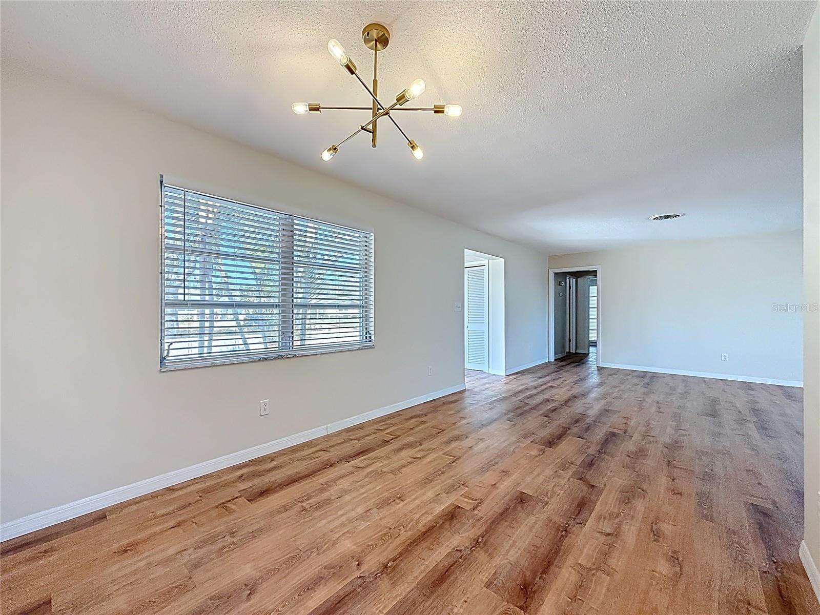 Image 10 of 58 For 11366 88th Avenue