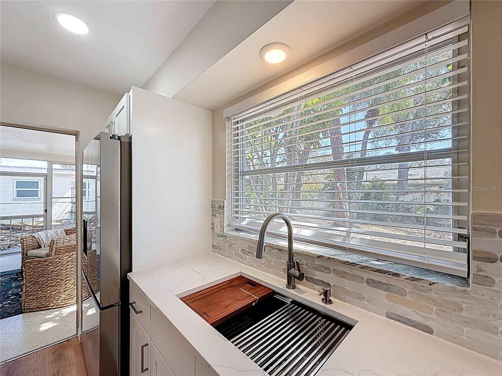 Image 17 of 58 For 11366 88th Avenue